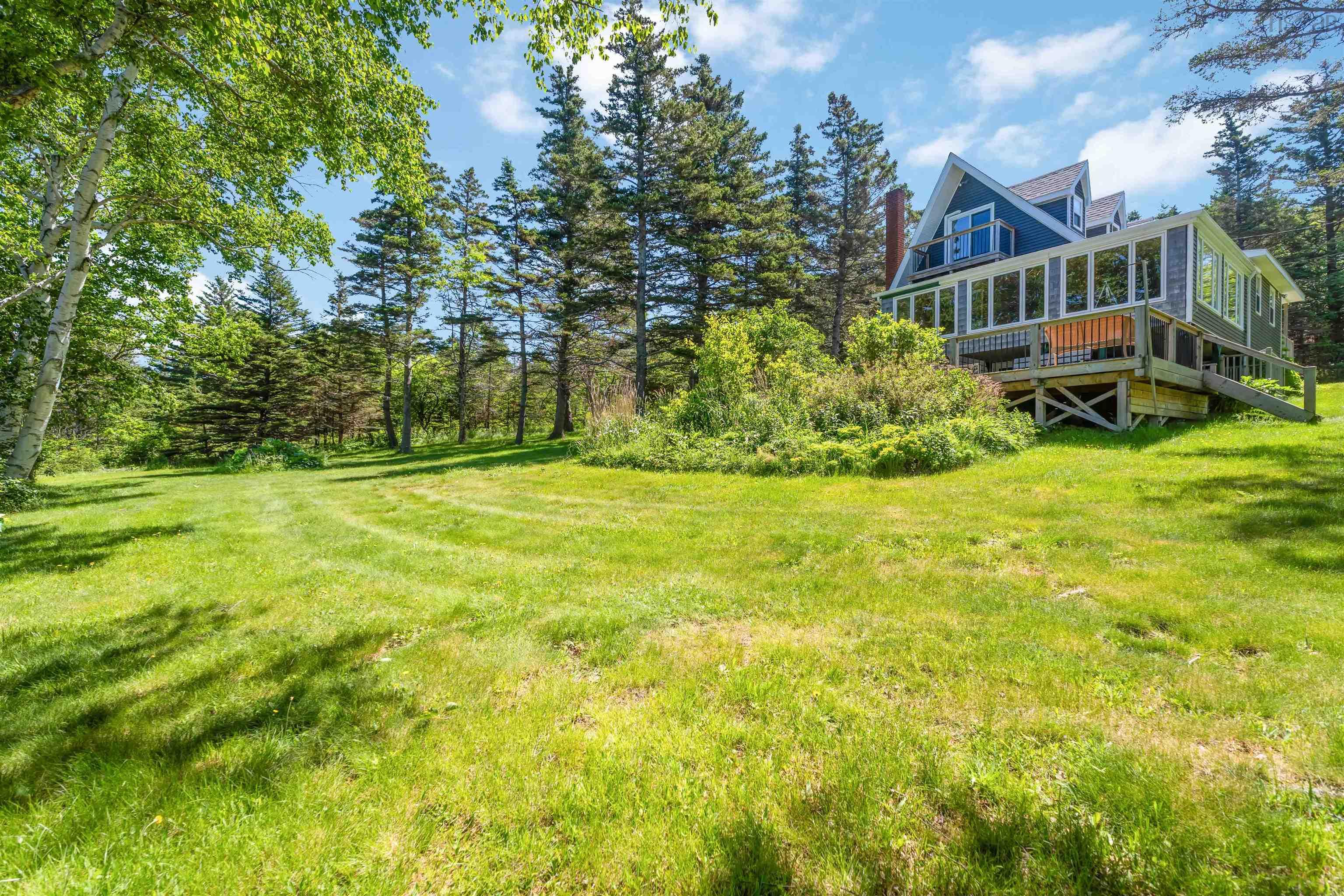 $489,900.00: 7055 Highway 101, Plympton