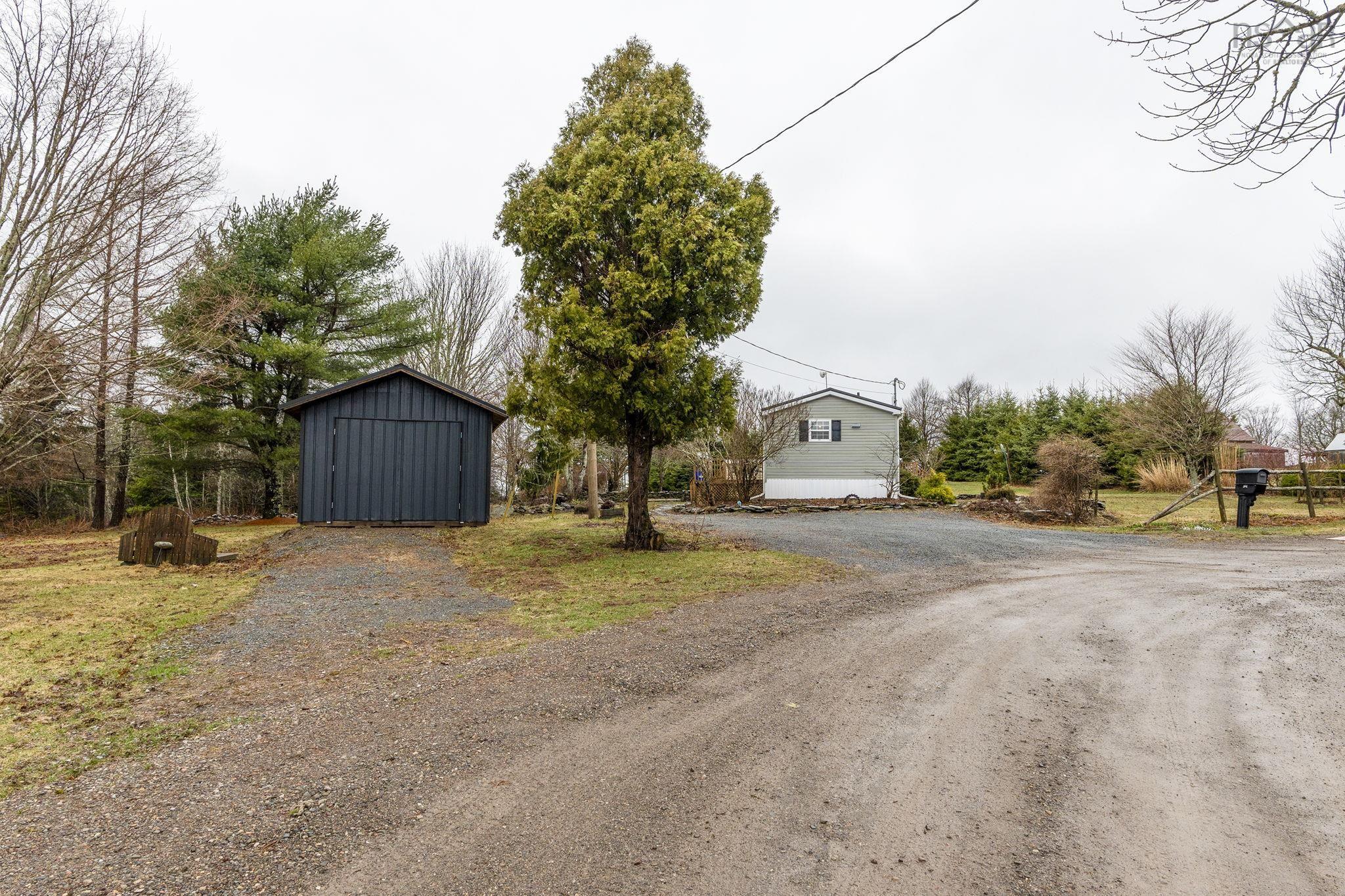 $319,900.00: 101 Pulsifer Road, Wittenburg