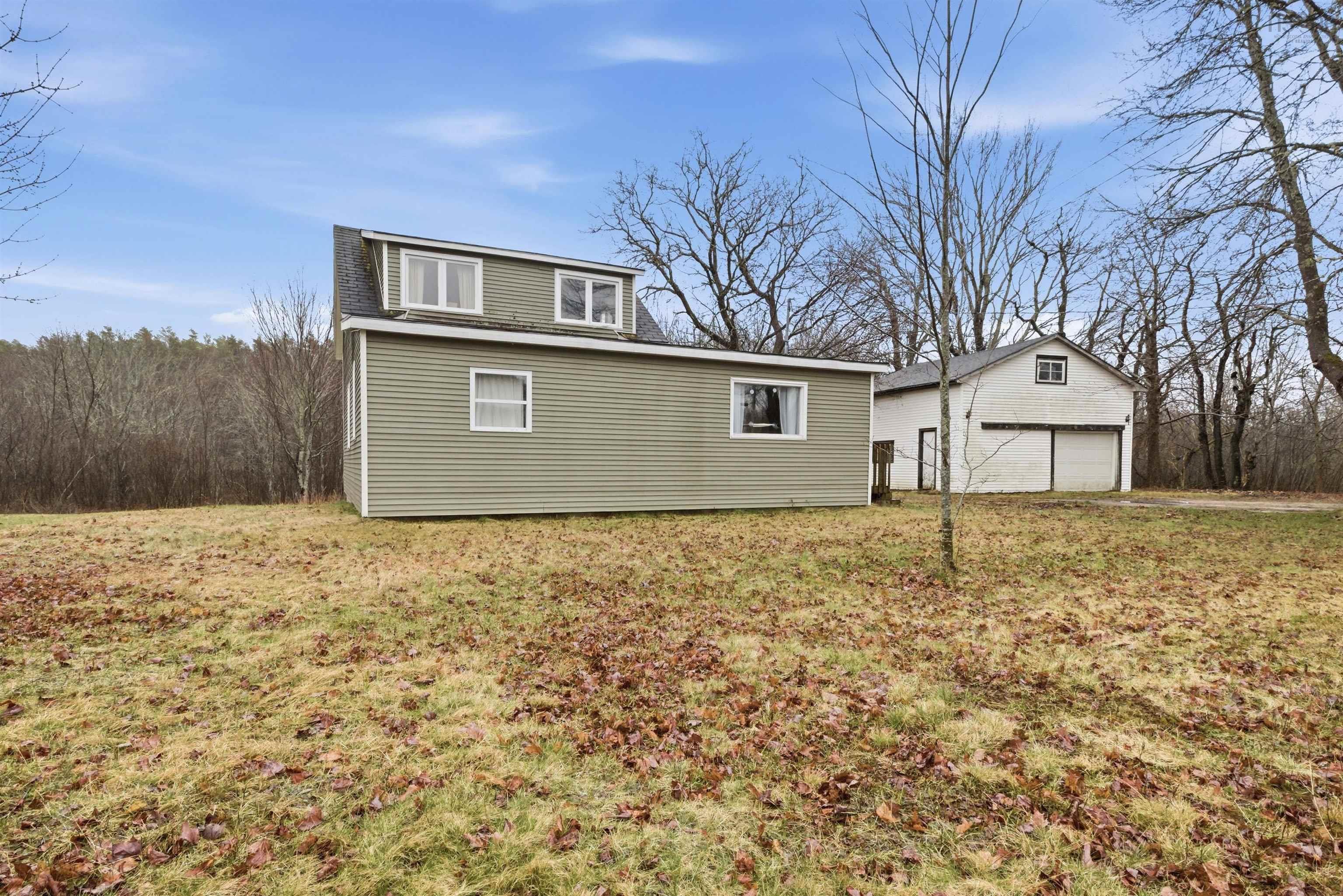 $275,000.00: 12164 Highway 1, Brickton