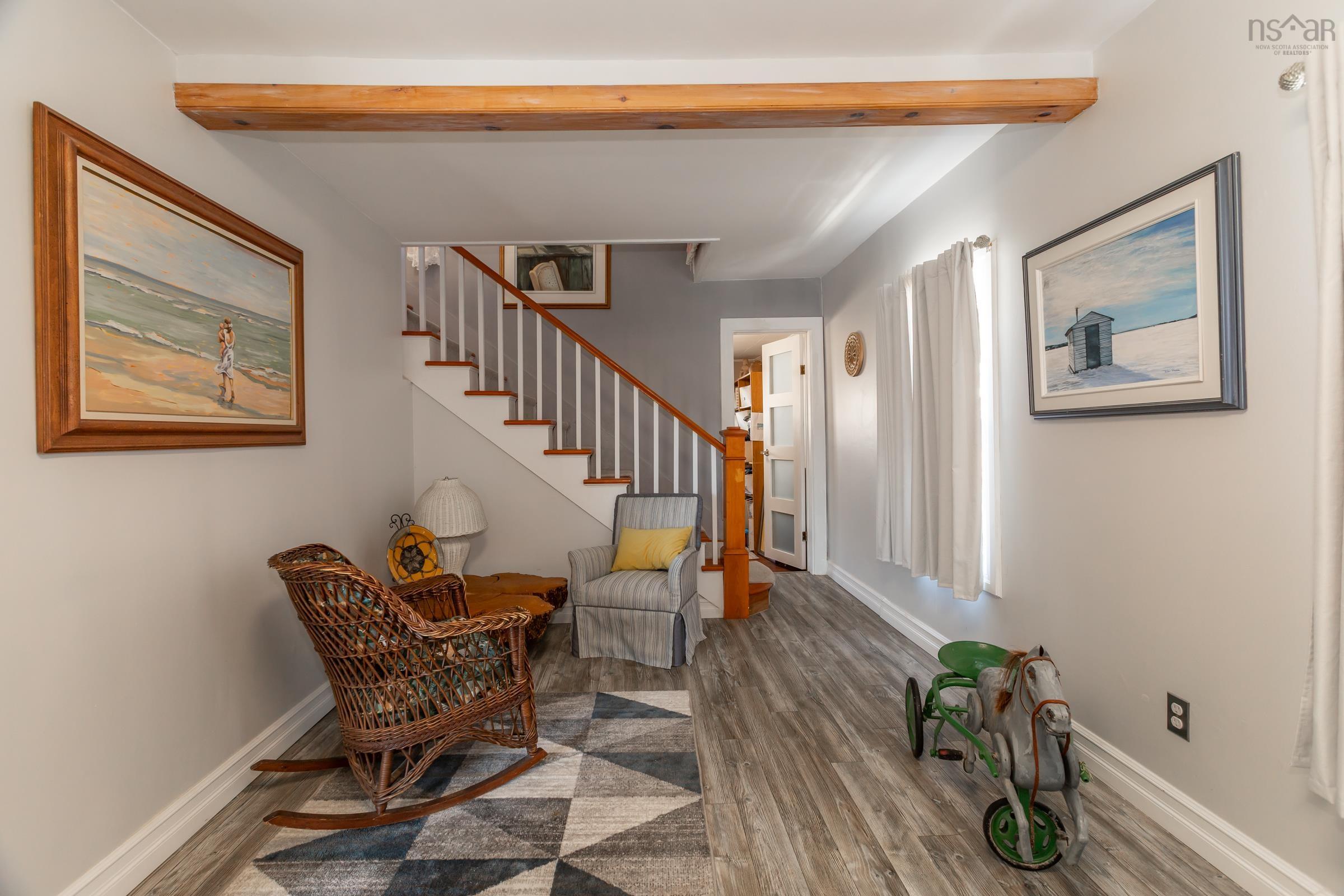 $649,900.00: 608 Granville Road, Victoria Beach