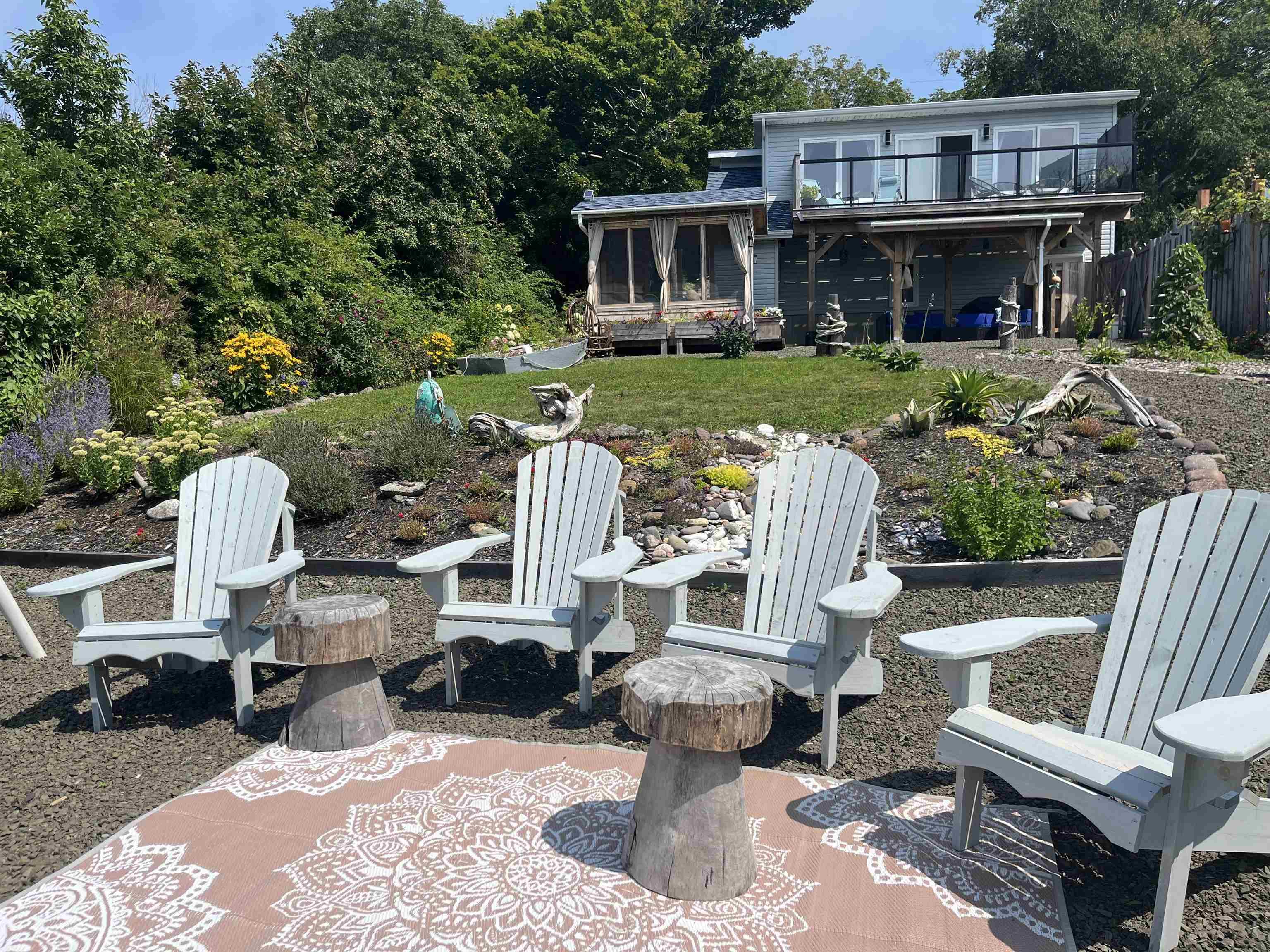 $649,900.00: 608 Granville Road, Victoria Beach