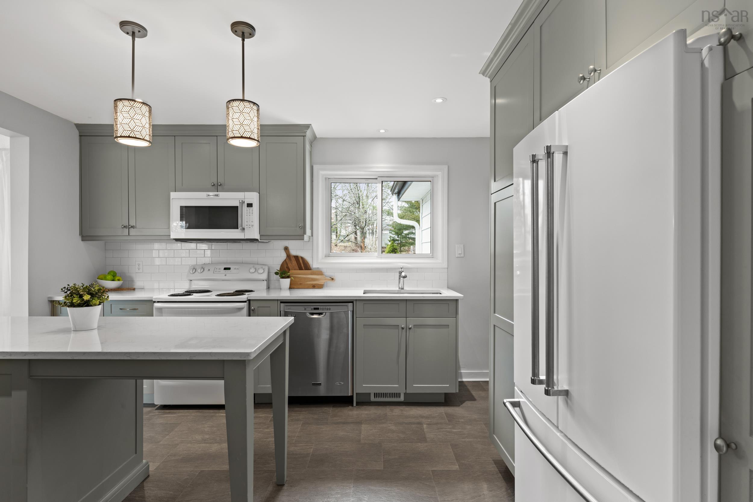 13 Clifford Drive, Dartmouth, NS (MLS 202607767)