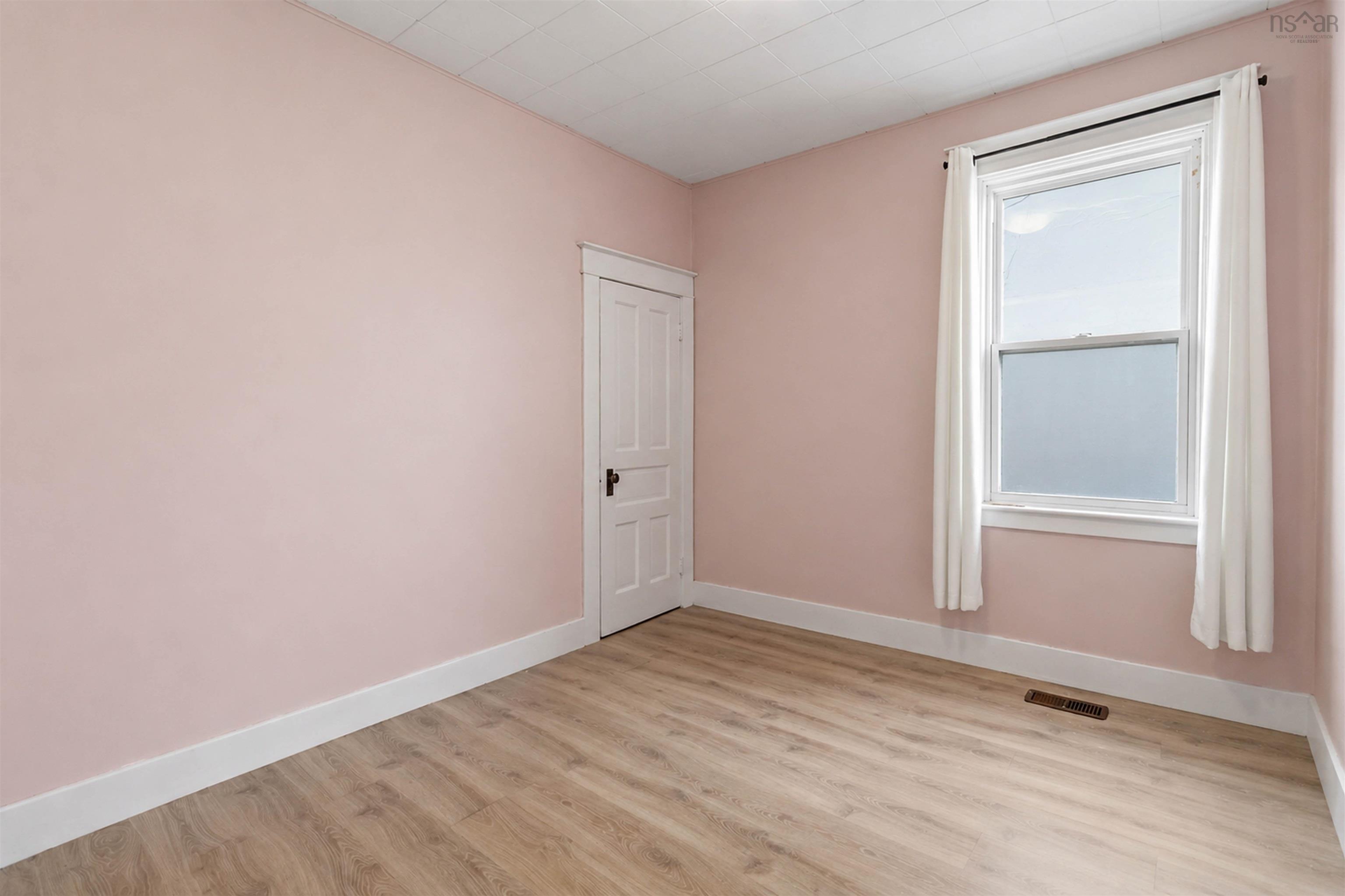 13 Fairbanks Street, Dartmouth, NS (MLS 202607776)