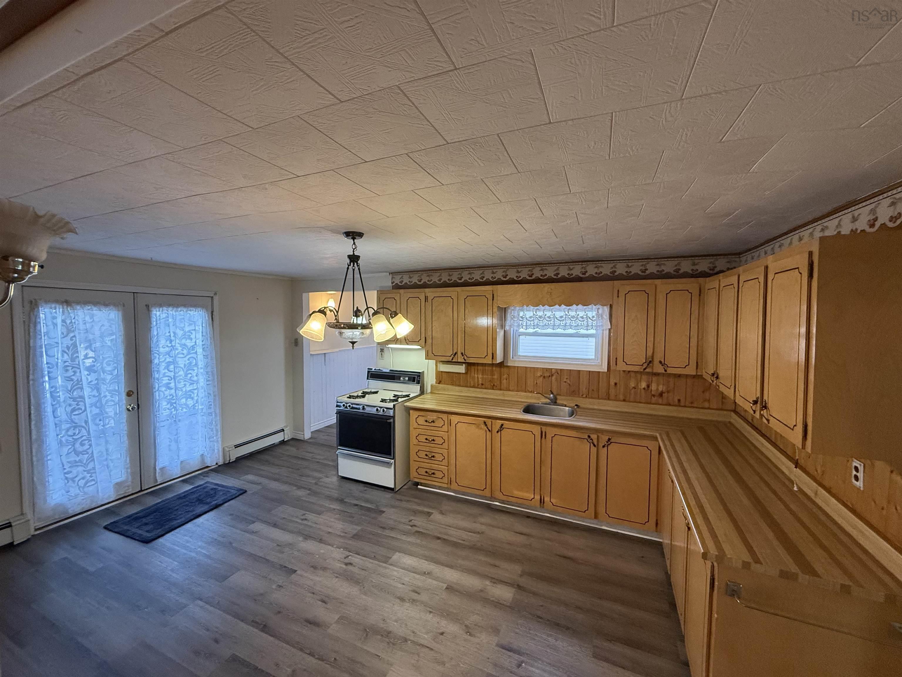 $149,900.00: 3691 Ocean Avenue, New Waterford