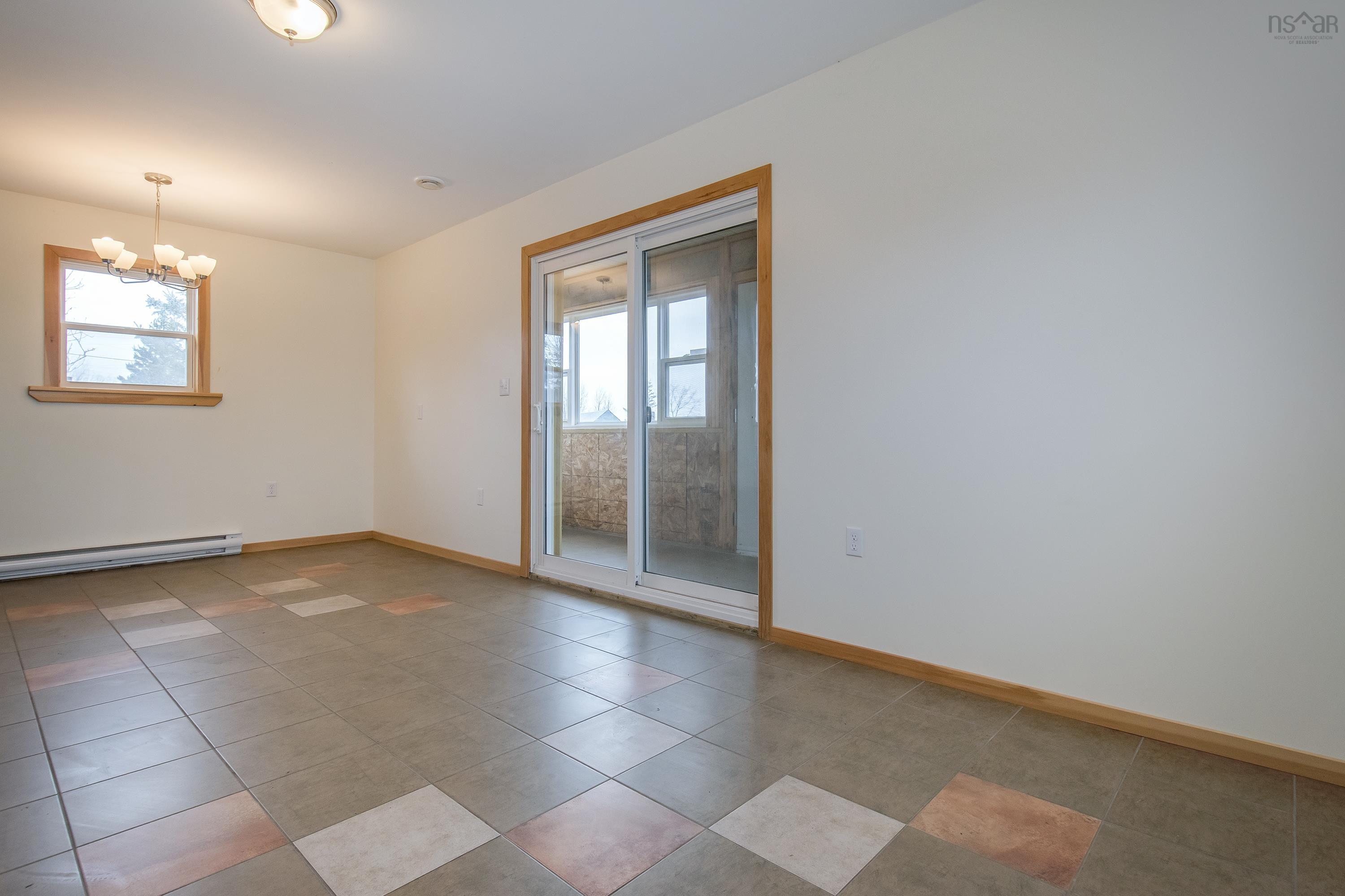 $399,999.00: 3282 359 Highway, Halls Harbour