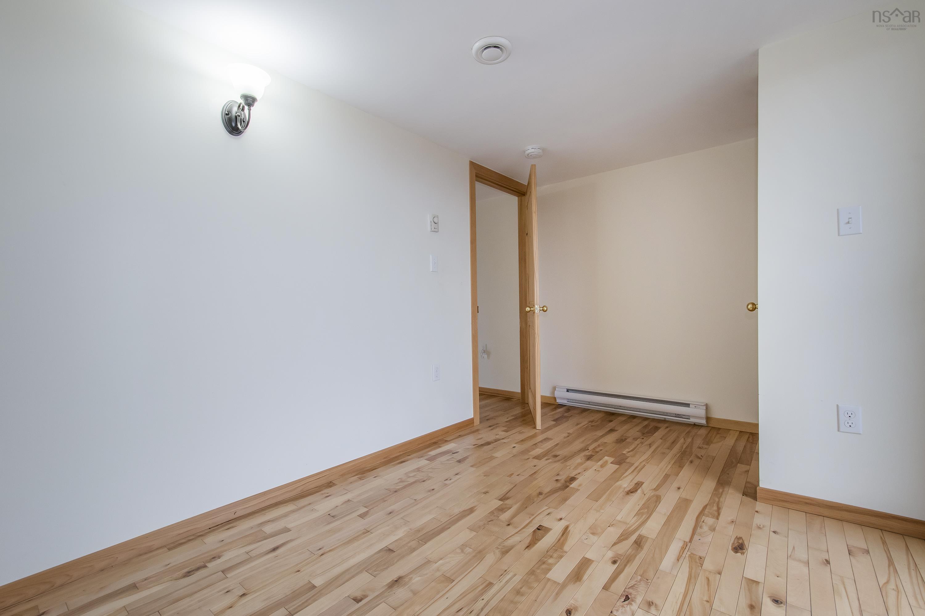 $399,999.00: 3282 359 Highway, Halls Harbour