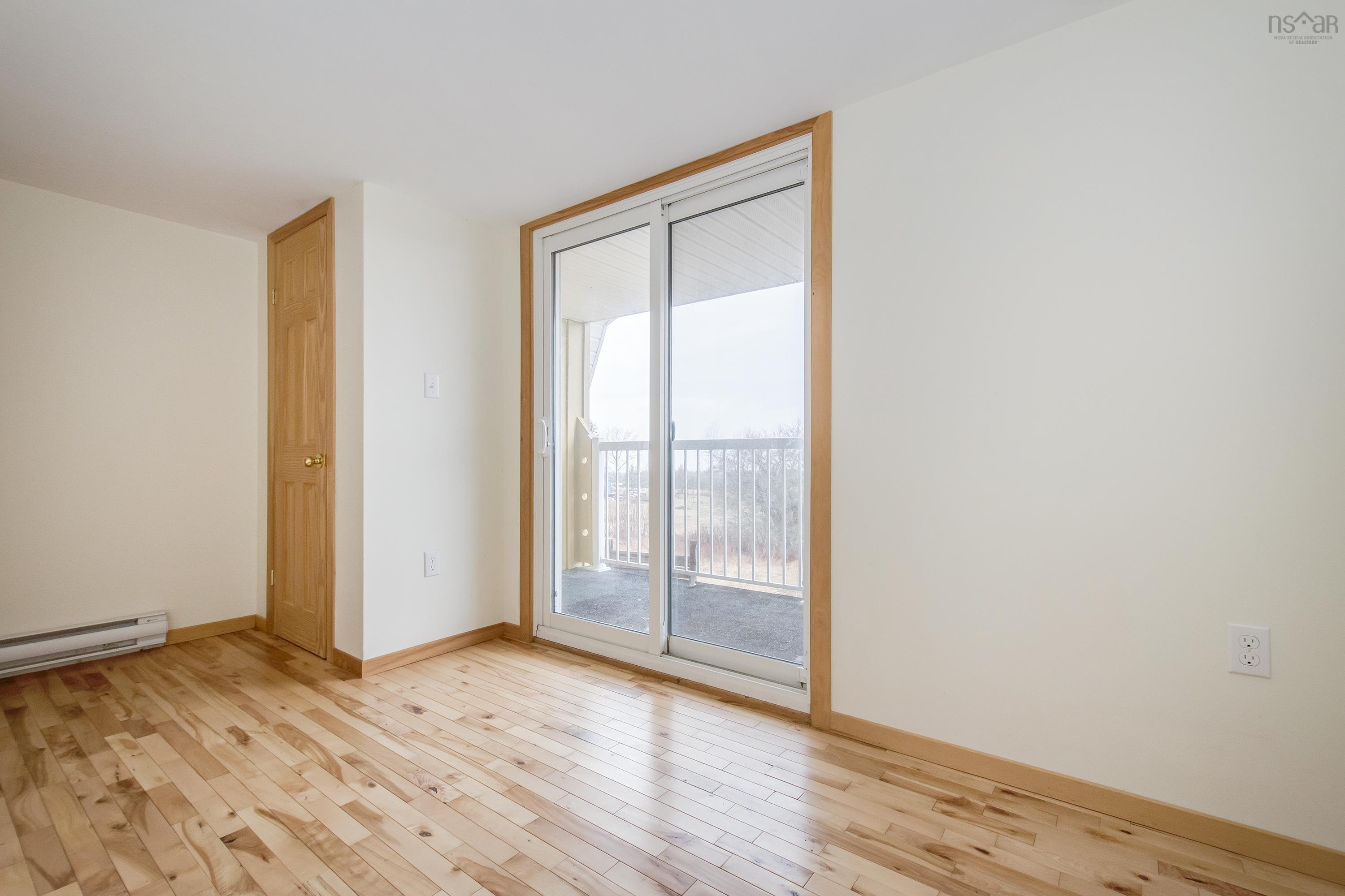 $399,999.00: 3282 359 Highway, Halls Harbour