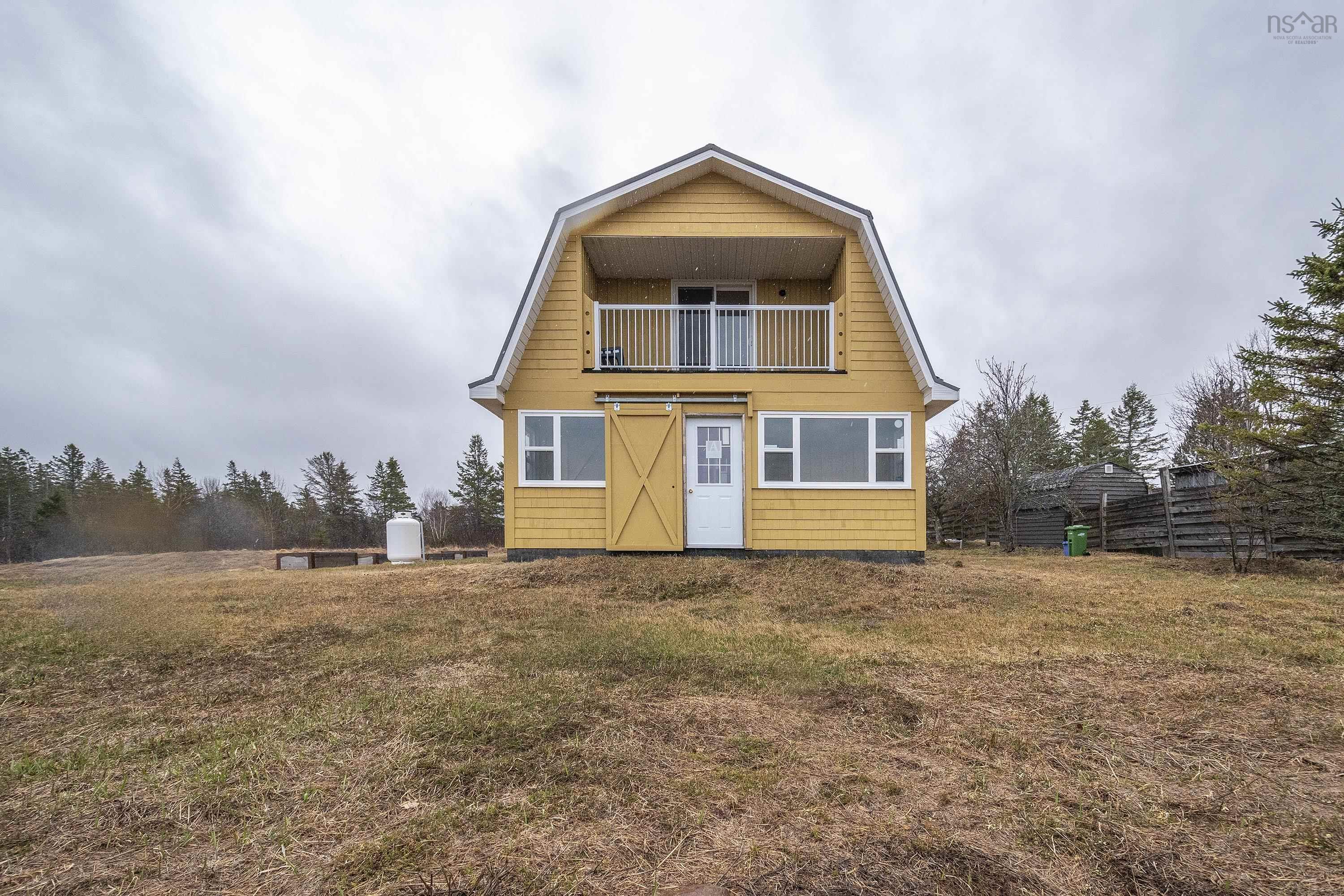 $399,999.00: 3282 359 Highway, Halls Harbour