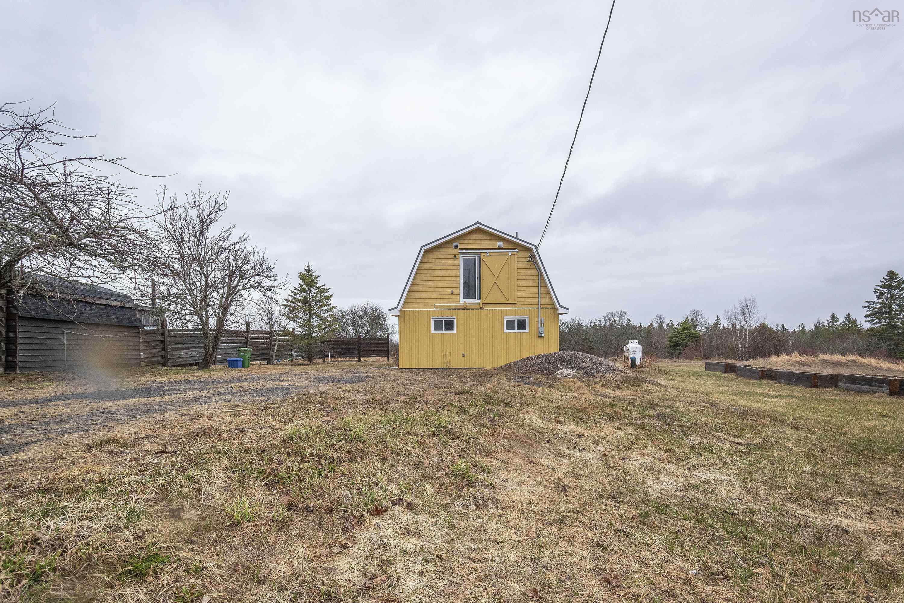 $399,999.00: 3282 359 Highway, Halls Harbour