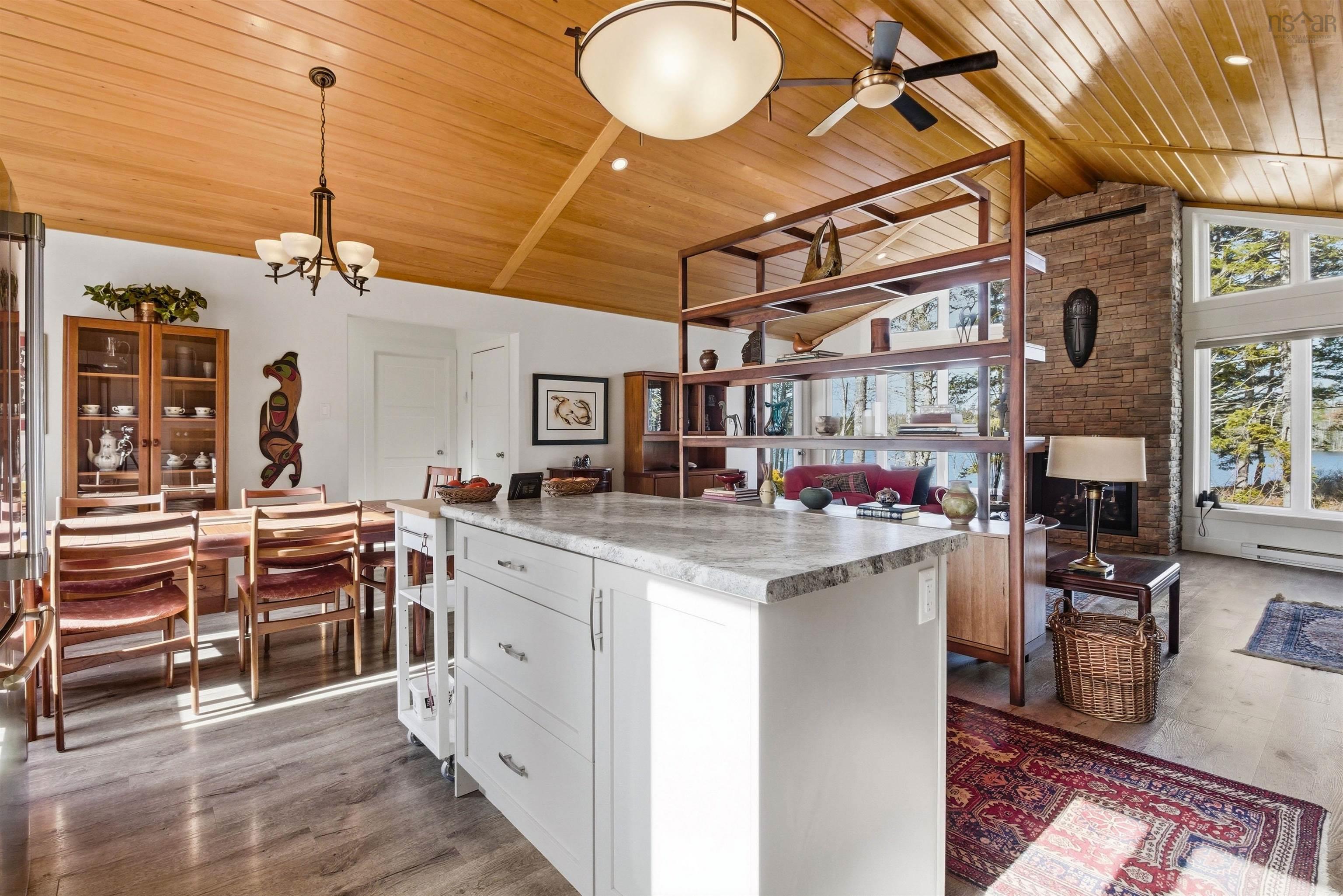 $825,000.00: 253 Meek Arm Trail, East Uniacke