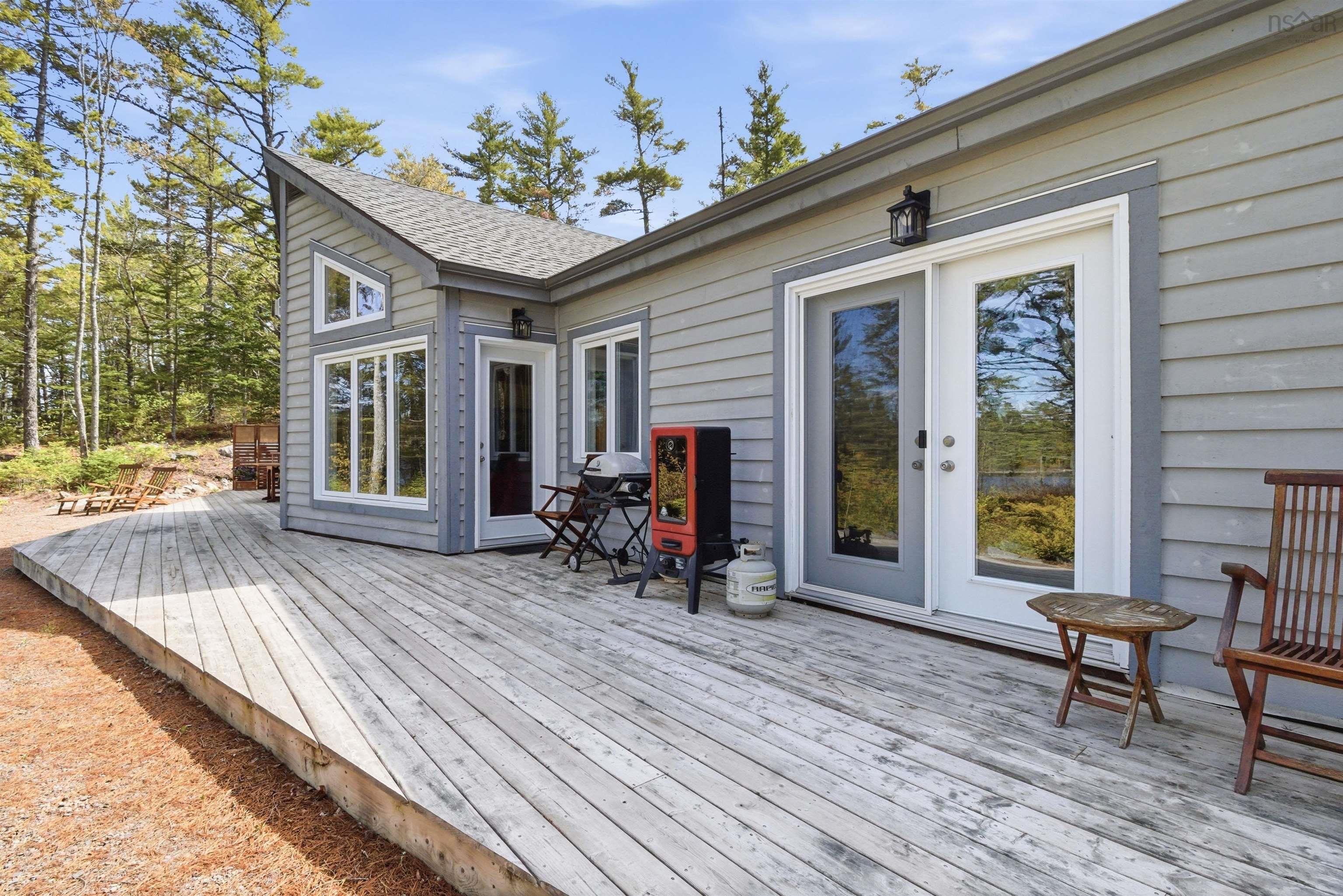 $825,000.00: 253 Meek Arm Trail, East Uniacke