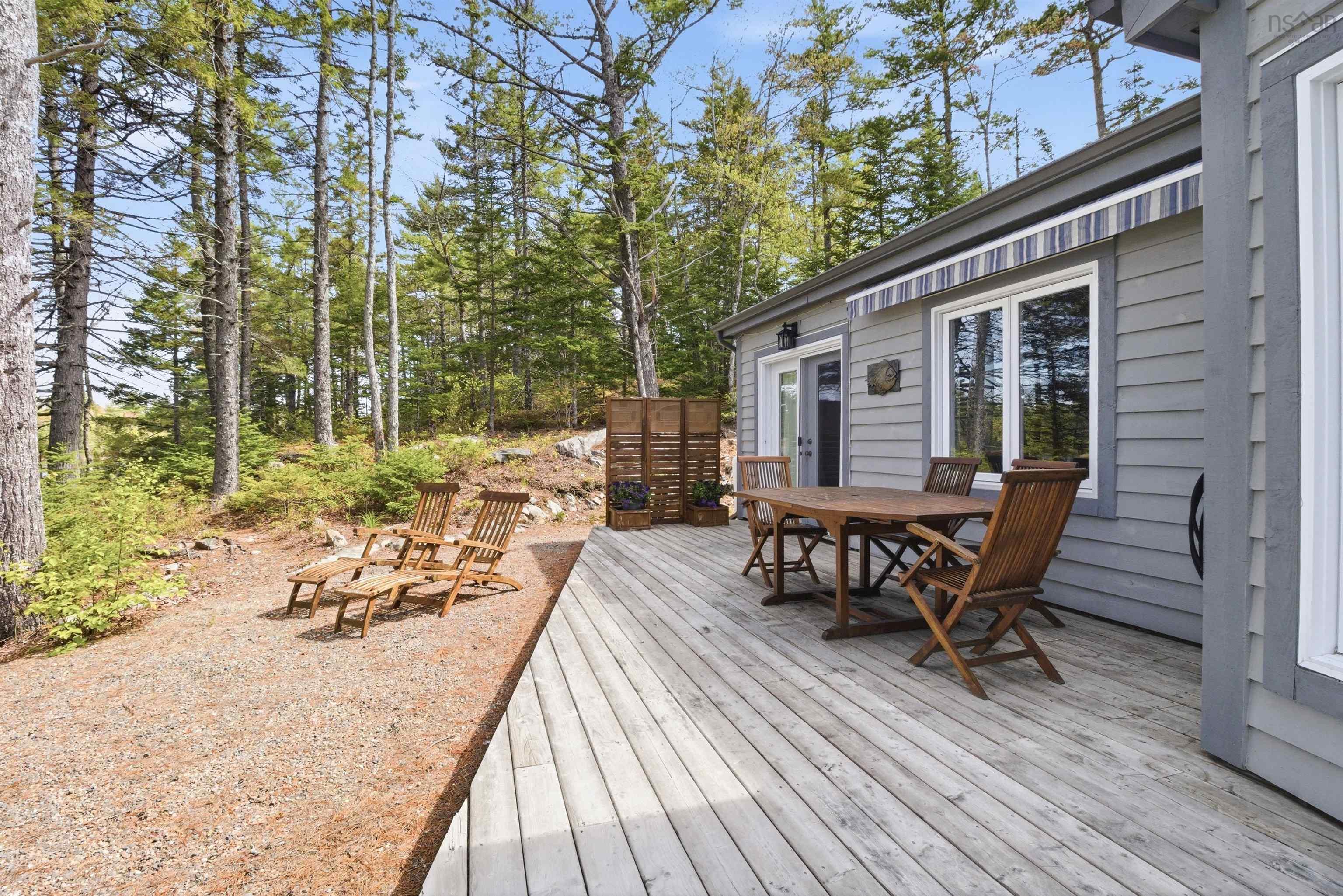 $825,000.00: 253 Meek Arm Trail, East Uniacke