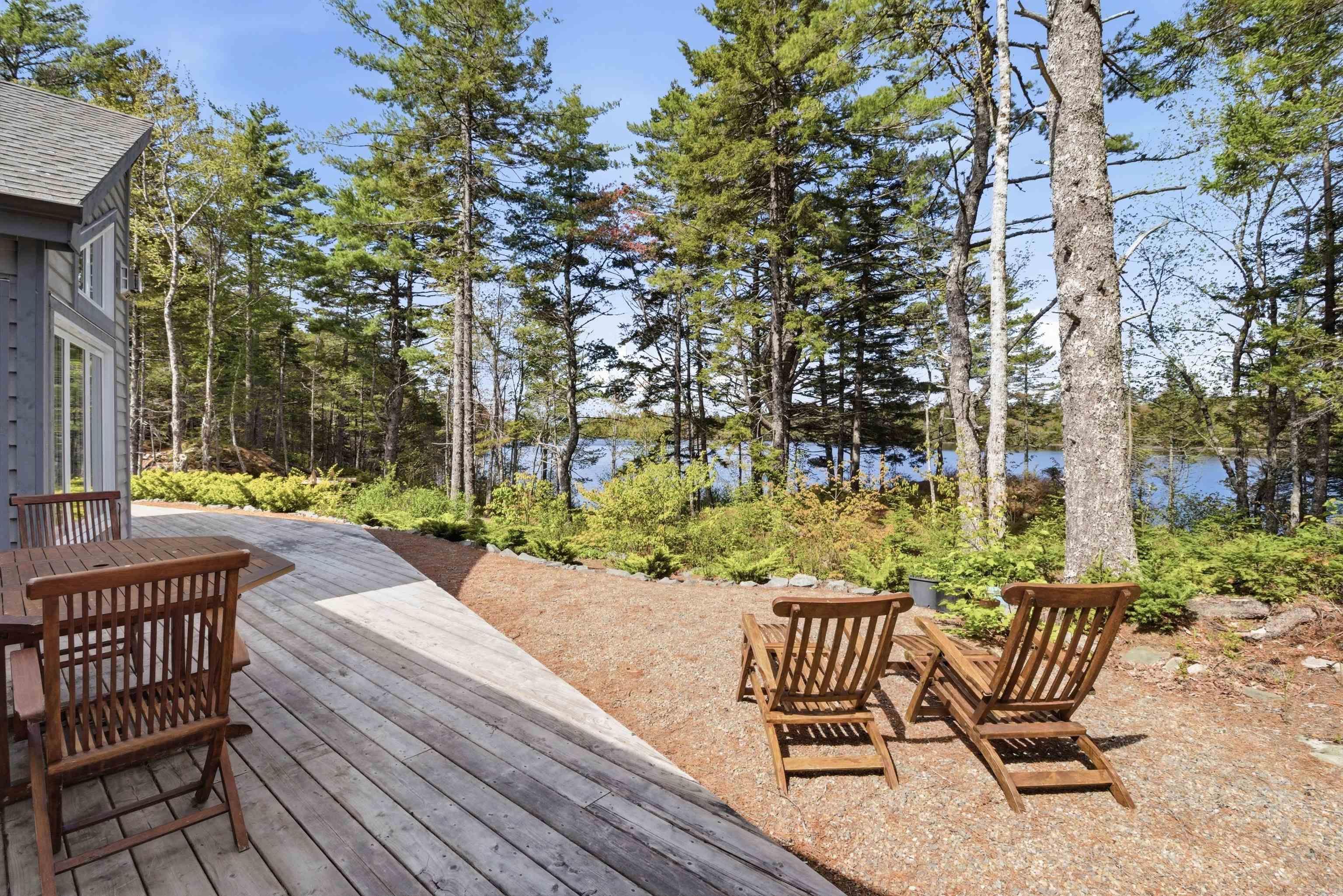 $825,000.00: 253 Meek Arm Trail, East Uniacke