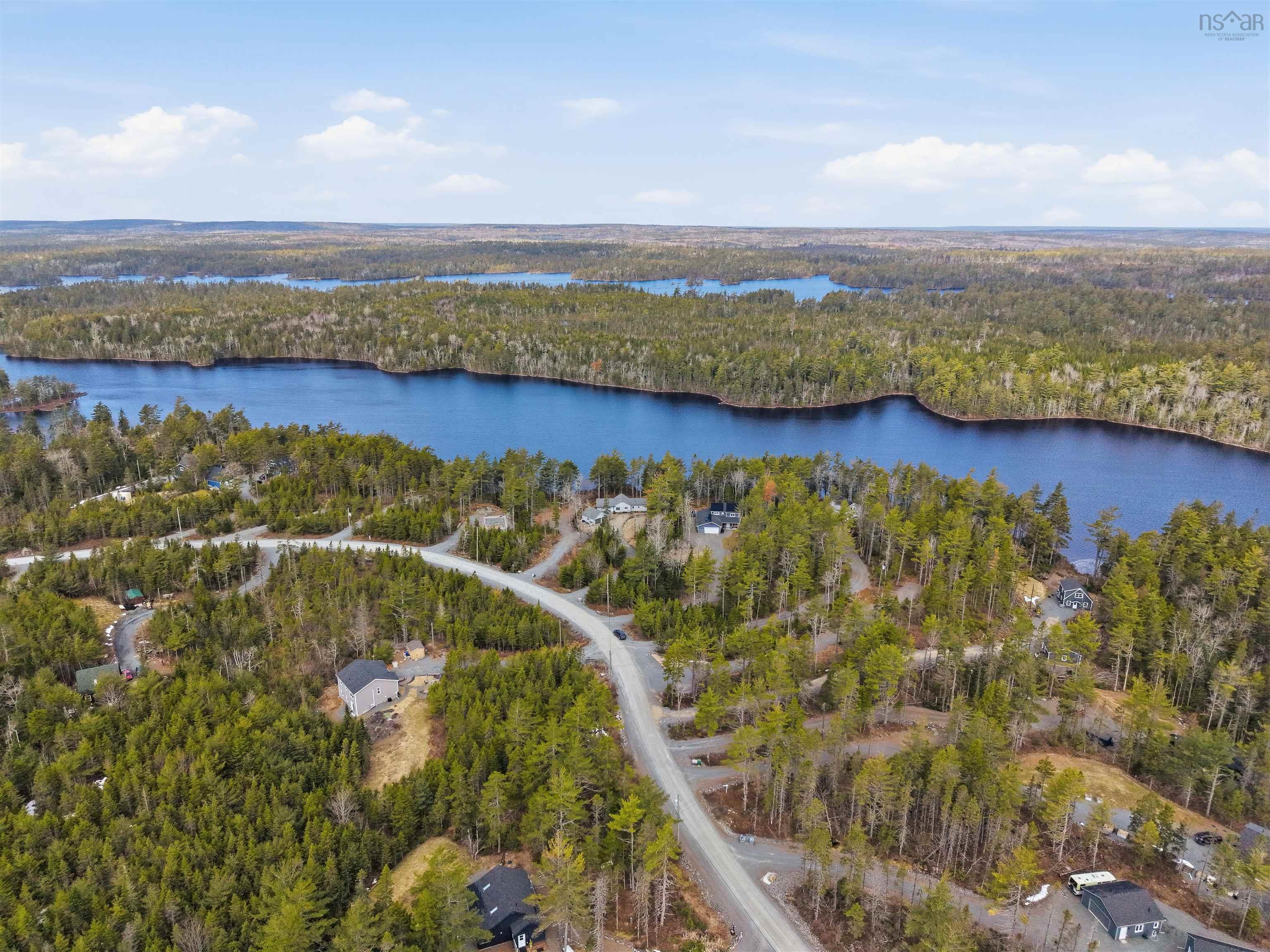$825,000.00: 253 Meek Arm Trail, East Uniacke