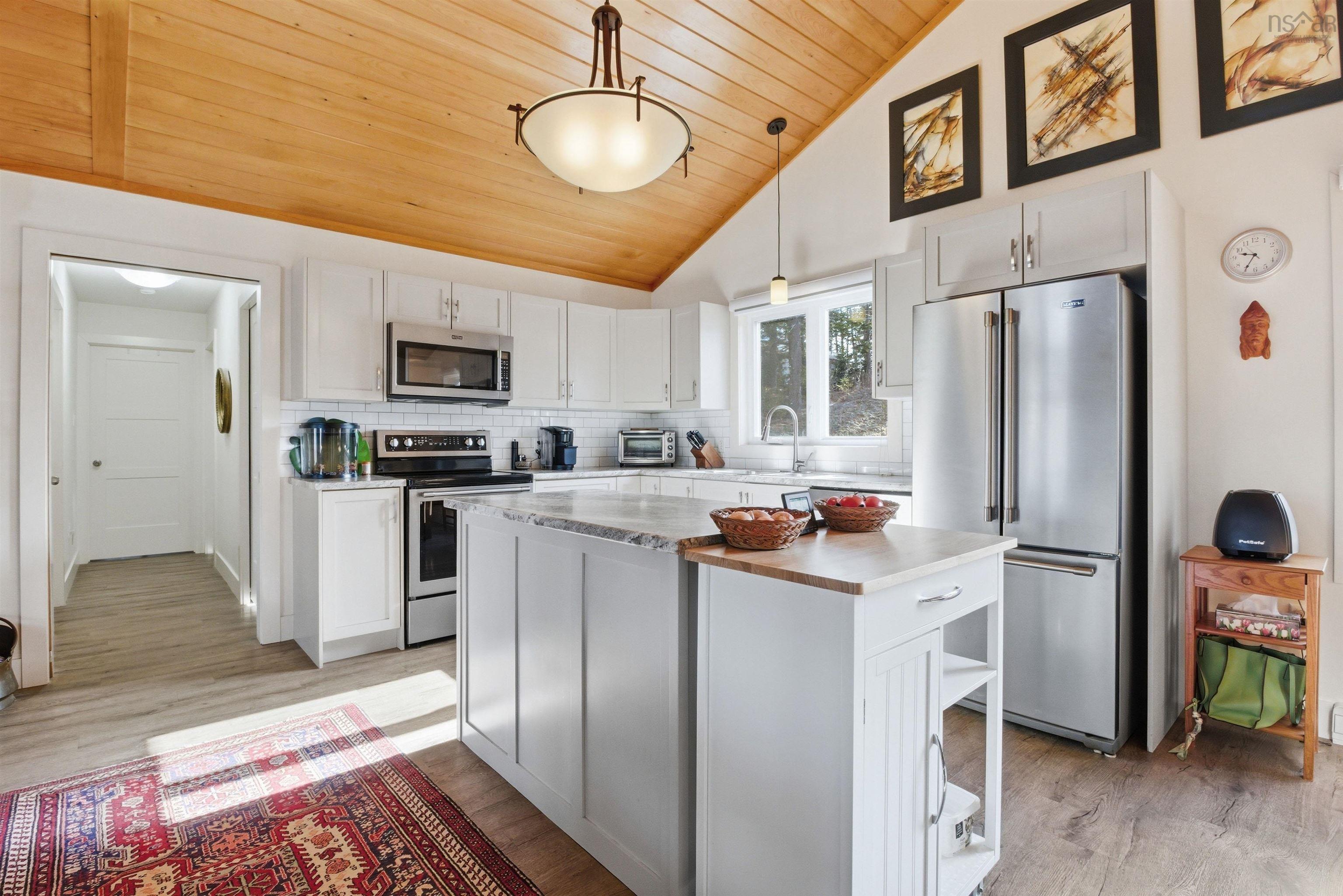 $825,000.00: 253 Meek Arm Trail, East Uniacke