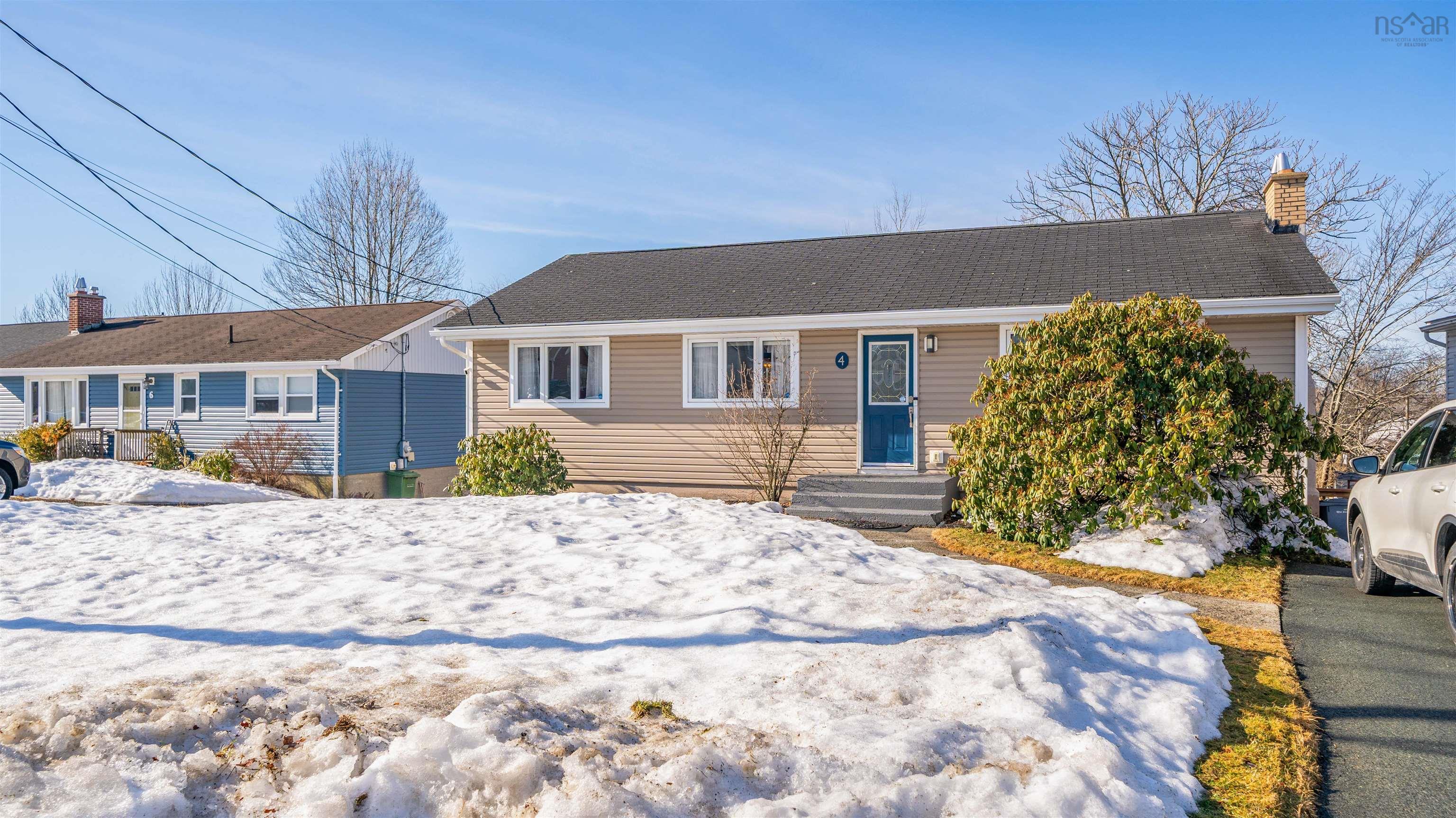 4 and 4a Chestnut Lane, Dartmouth, NS (MLS® 202607799)