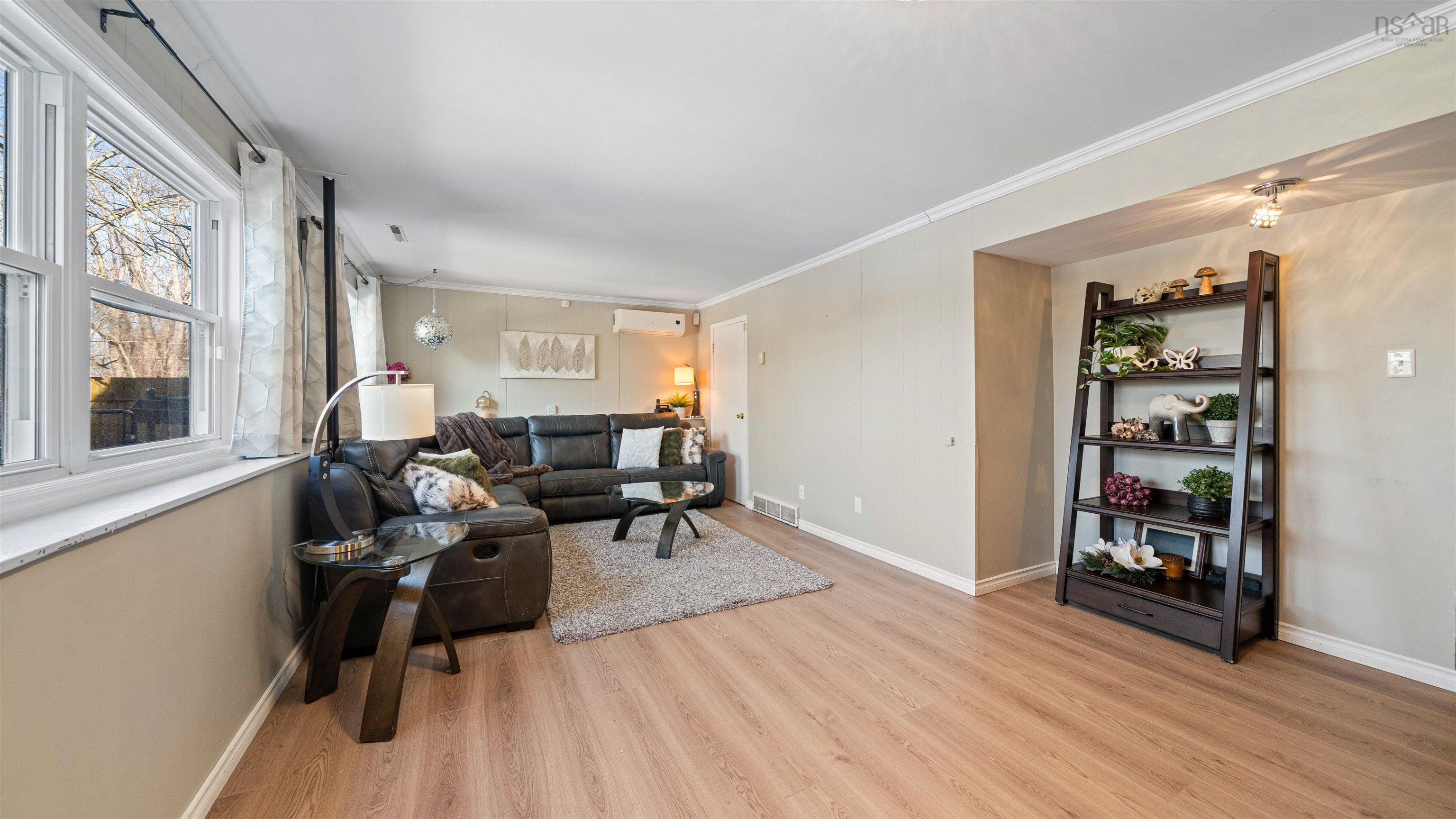 4 and 4a Chestnut Lane, Dartmouth, NS (MLS 202607799)