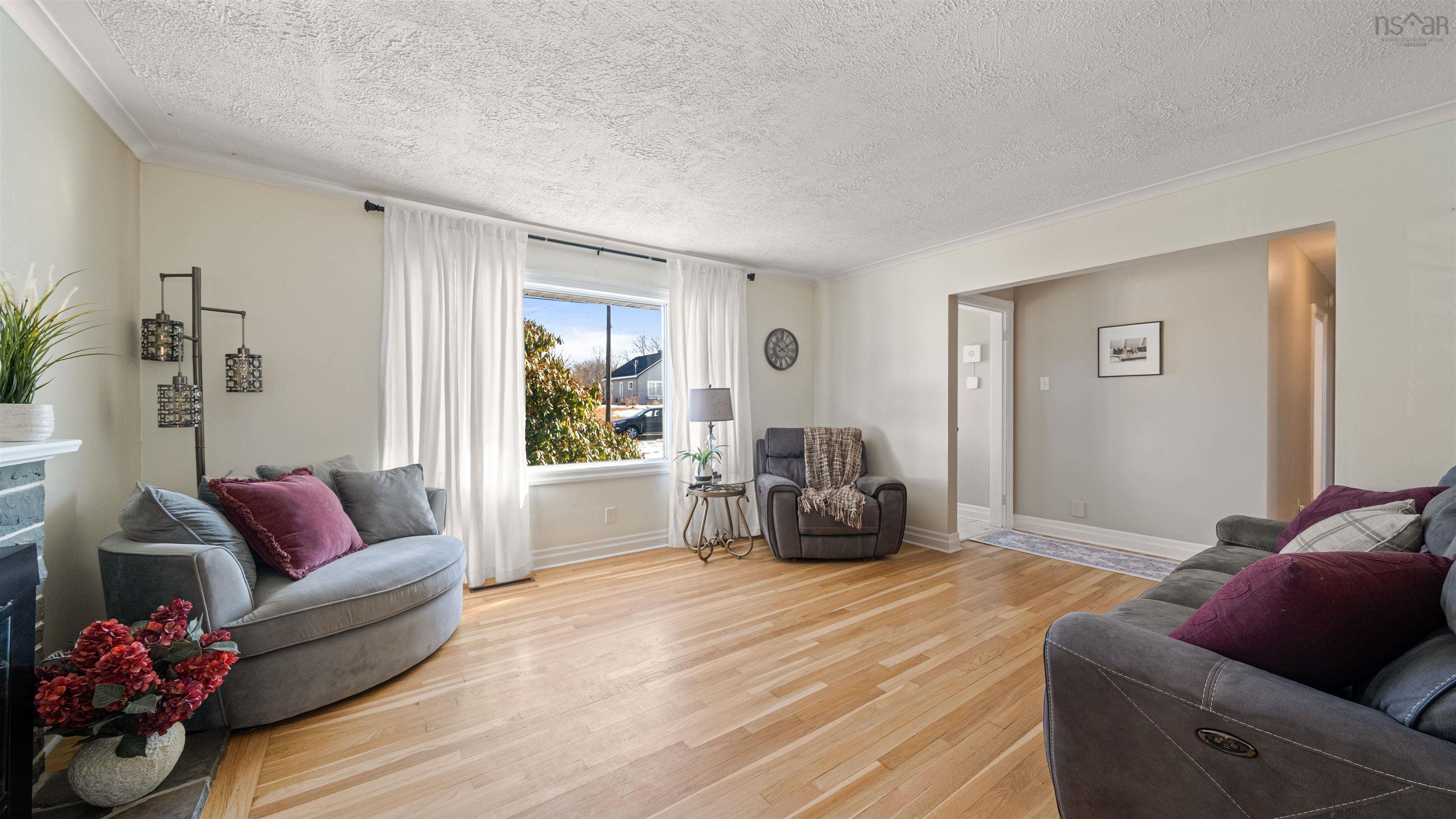 4 and 4a Chestnut Lane, Dartmouth, NS (MLS 202607799)