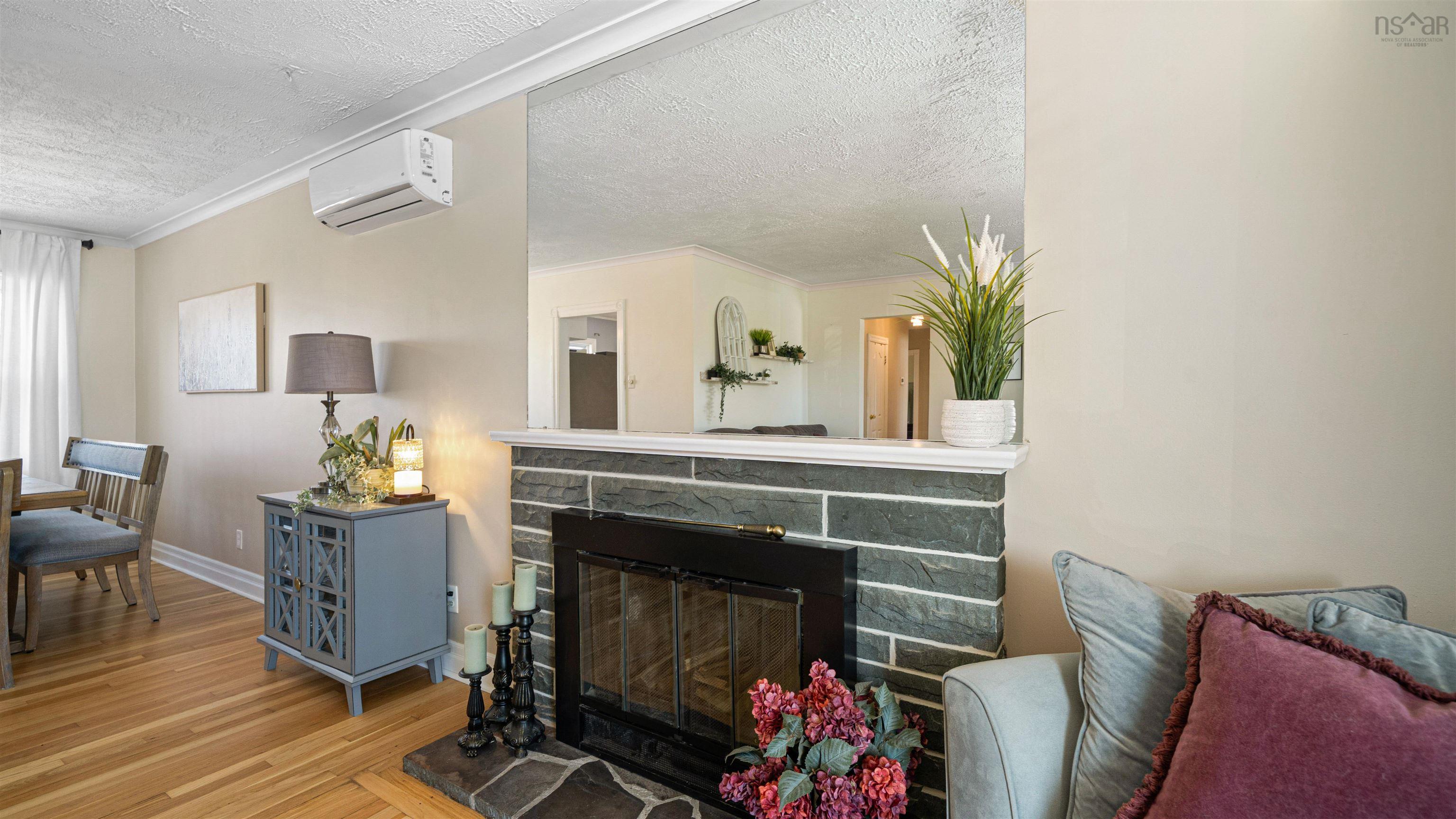 4 and 4a Chestnut Lane, Dartmouth, NS (MLS 202607799)