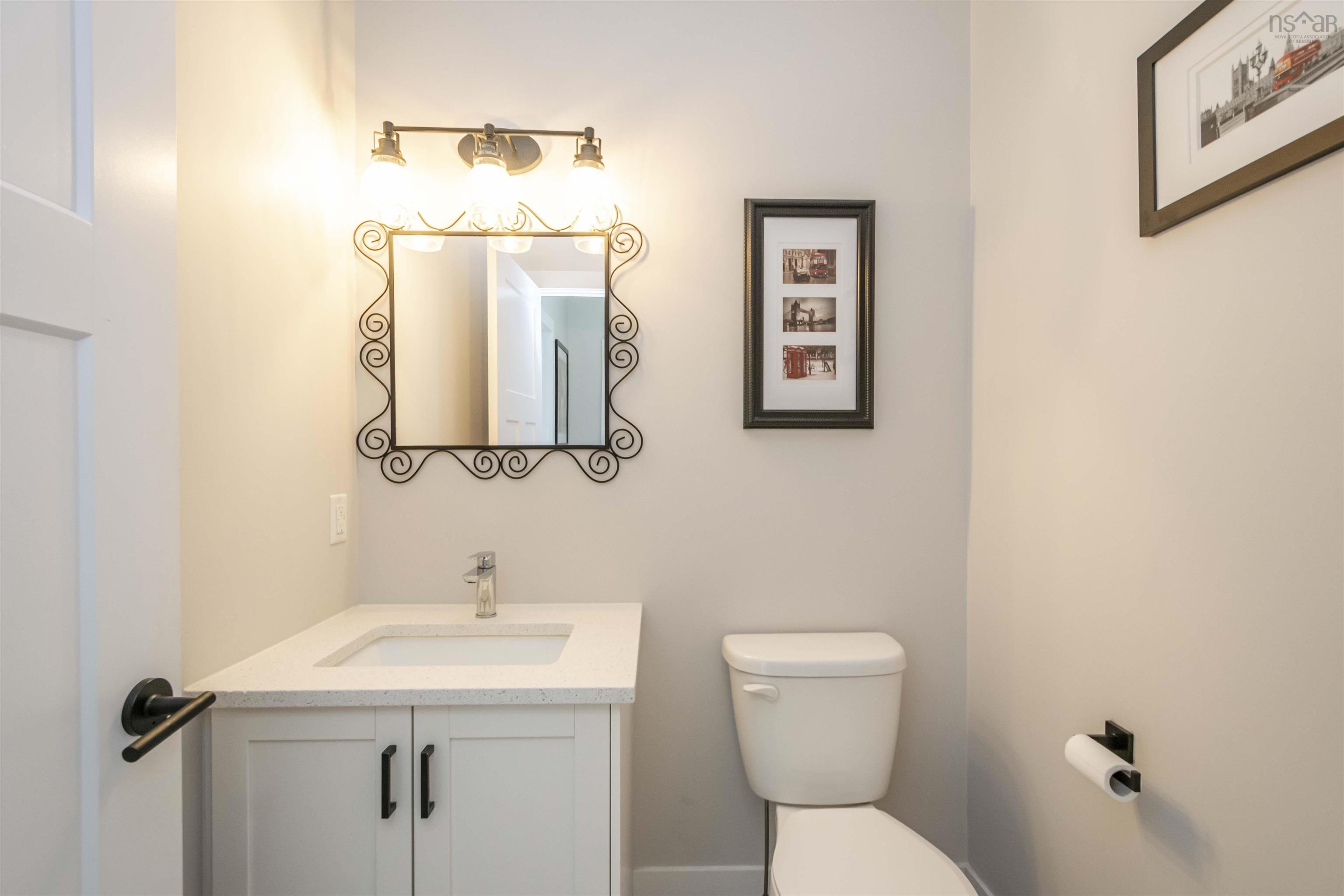 $1,299,999.00: 122 Hargrove Lane, Whites Lake