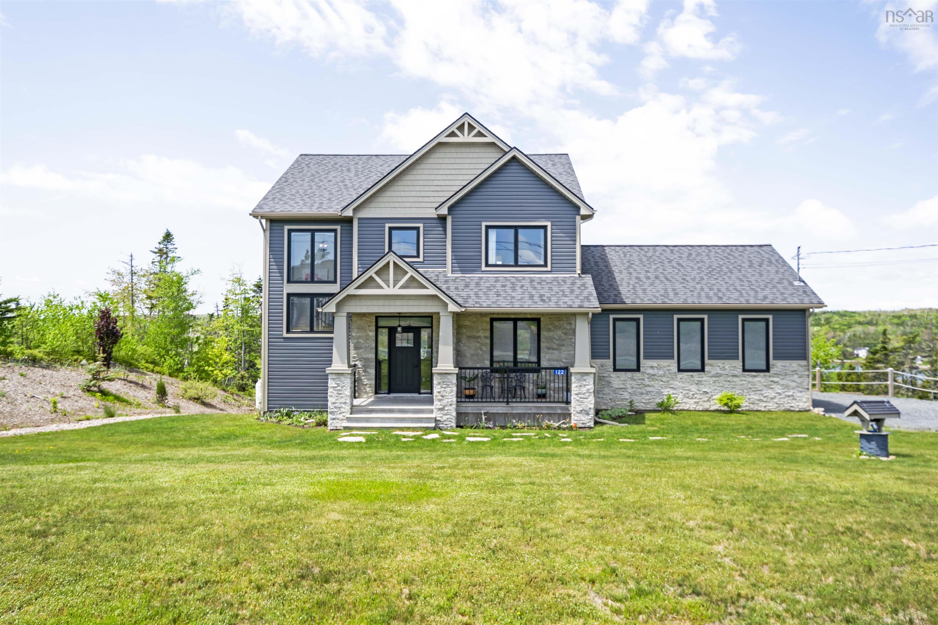 $1,299,999.00: 122 Hargrove Lane, Whites Lake