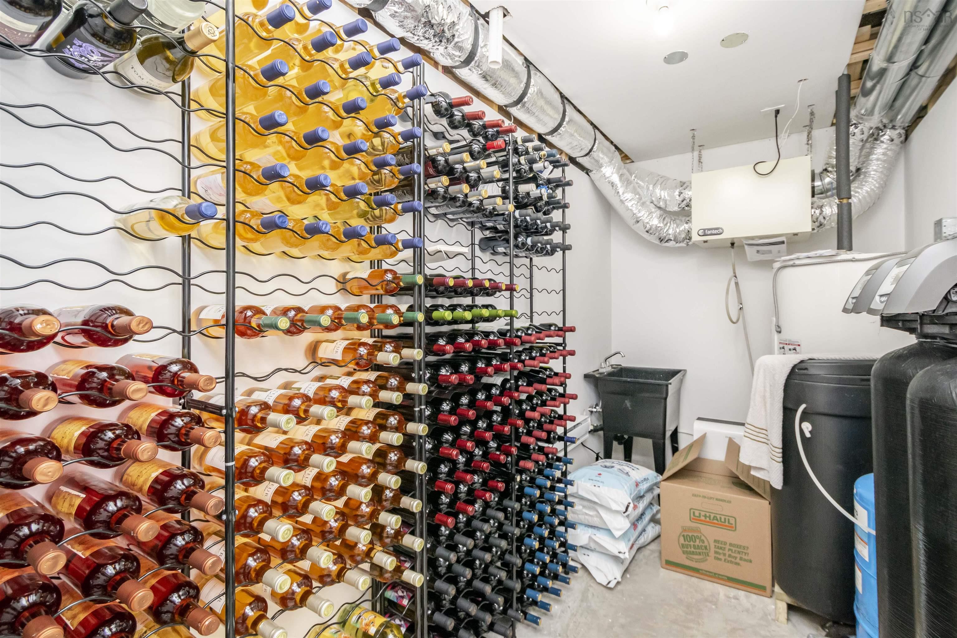 $1,299,999.00: 122 Hargrove Lane, Whites Lake