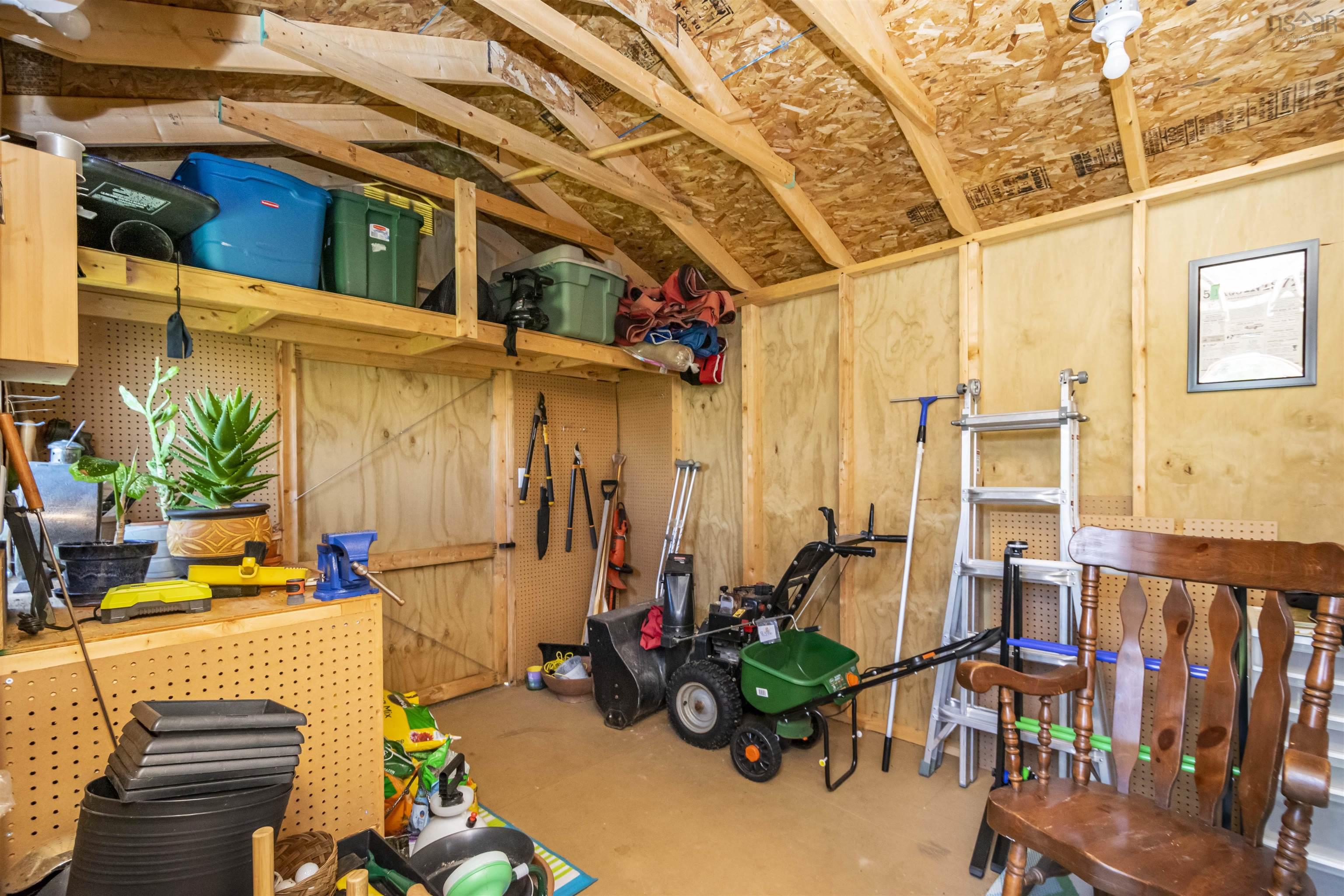 $1,299,999.00: 122 Hargrove Lane, Whites Lake