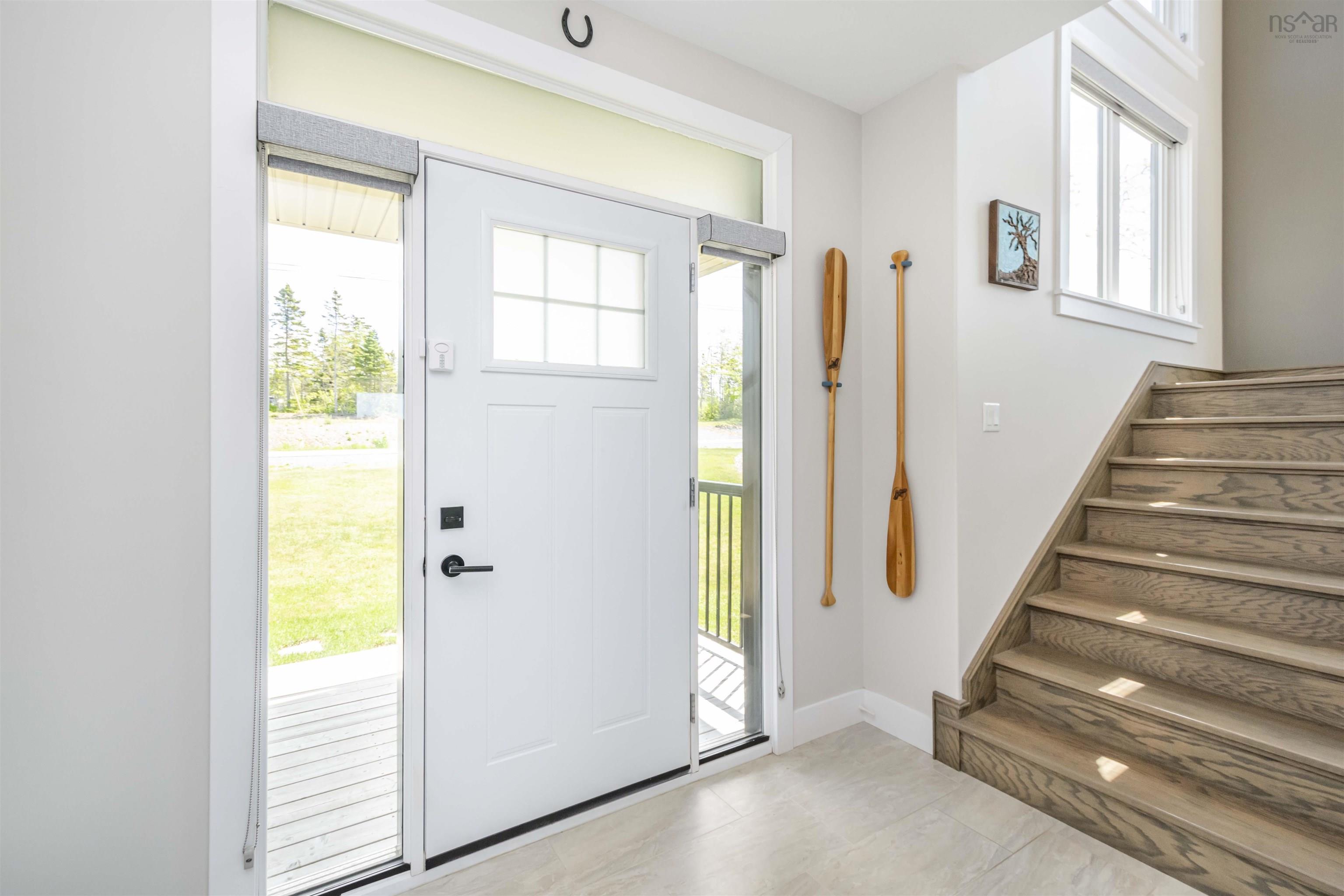 $1,299,999.00: 122 Hargrove Lane, Whites Lake