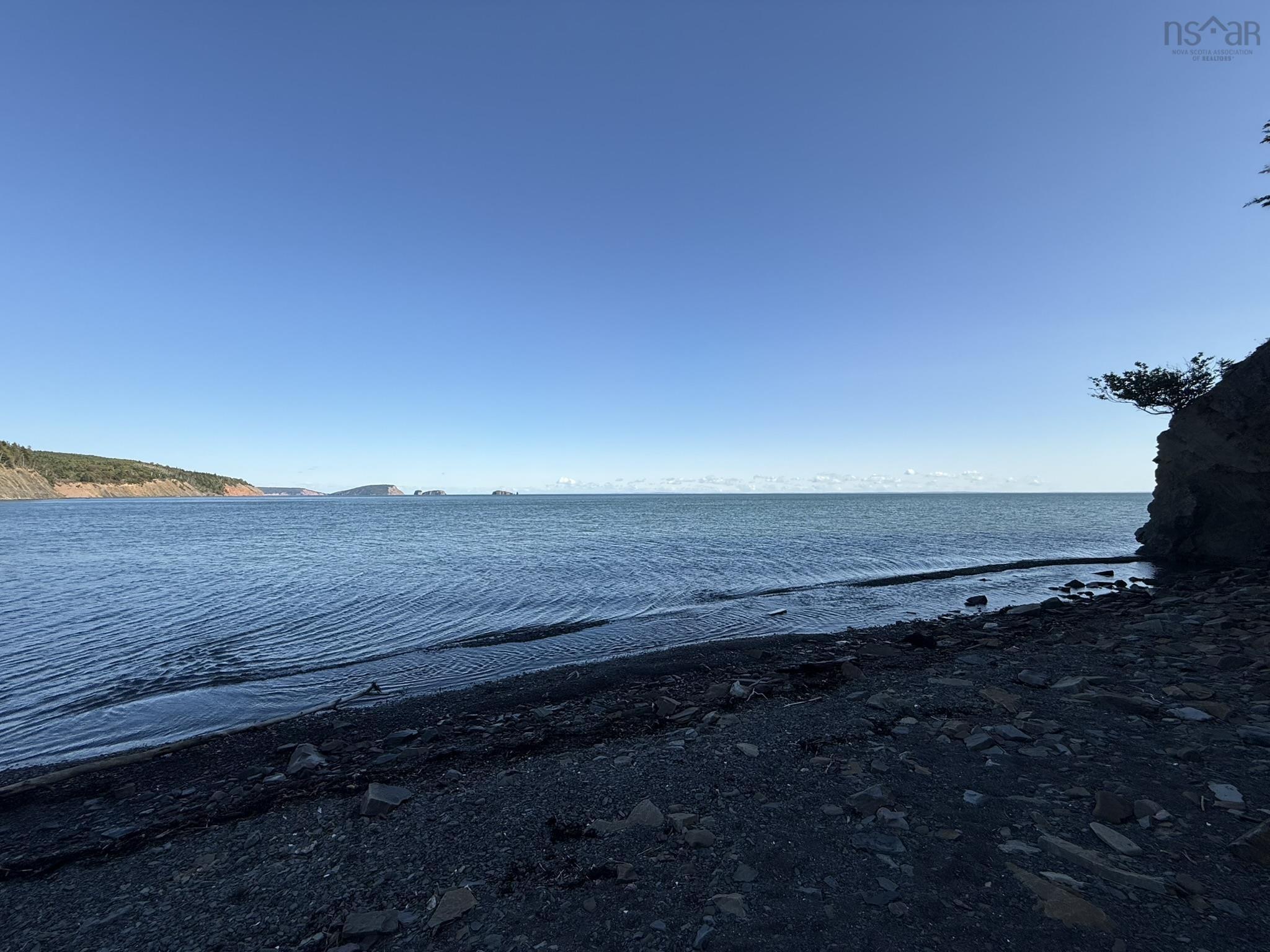 $69,900.00: Rockcliffe Drive, Two Islands