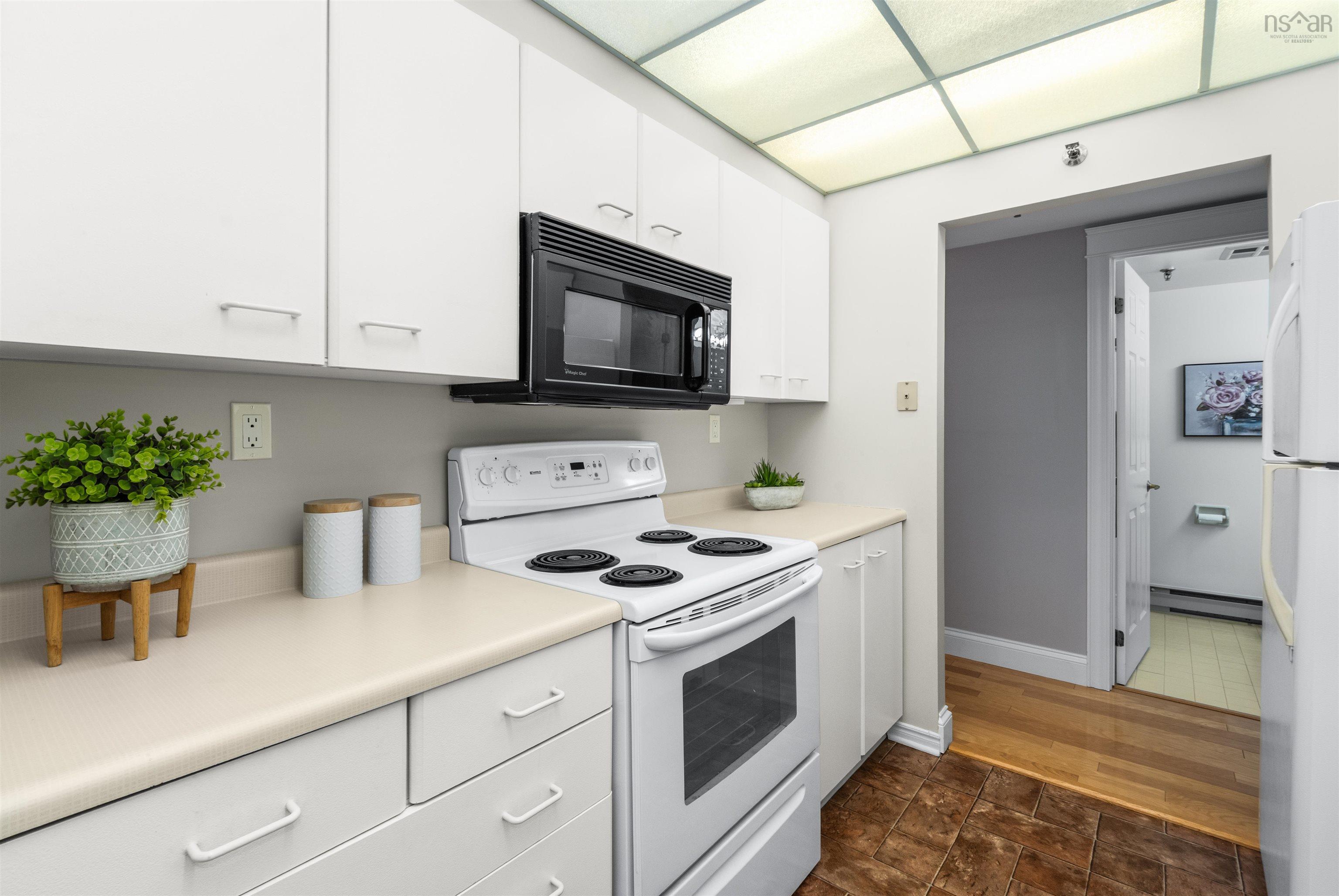 $399,900.00: 312 30 Brookdale Crescent, Dartmouth