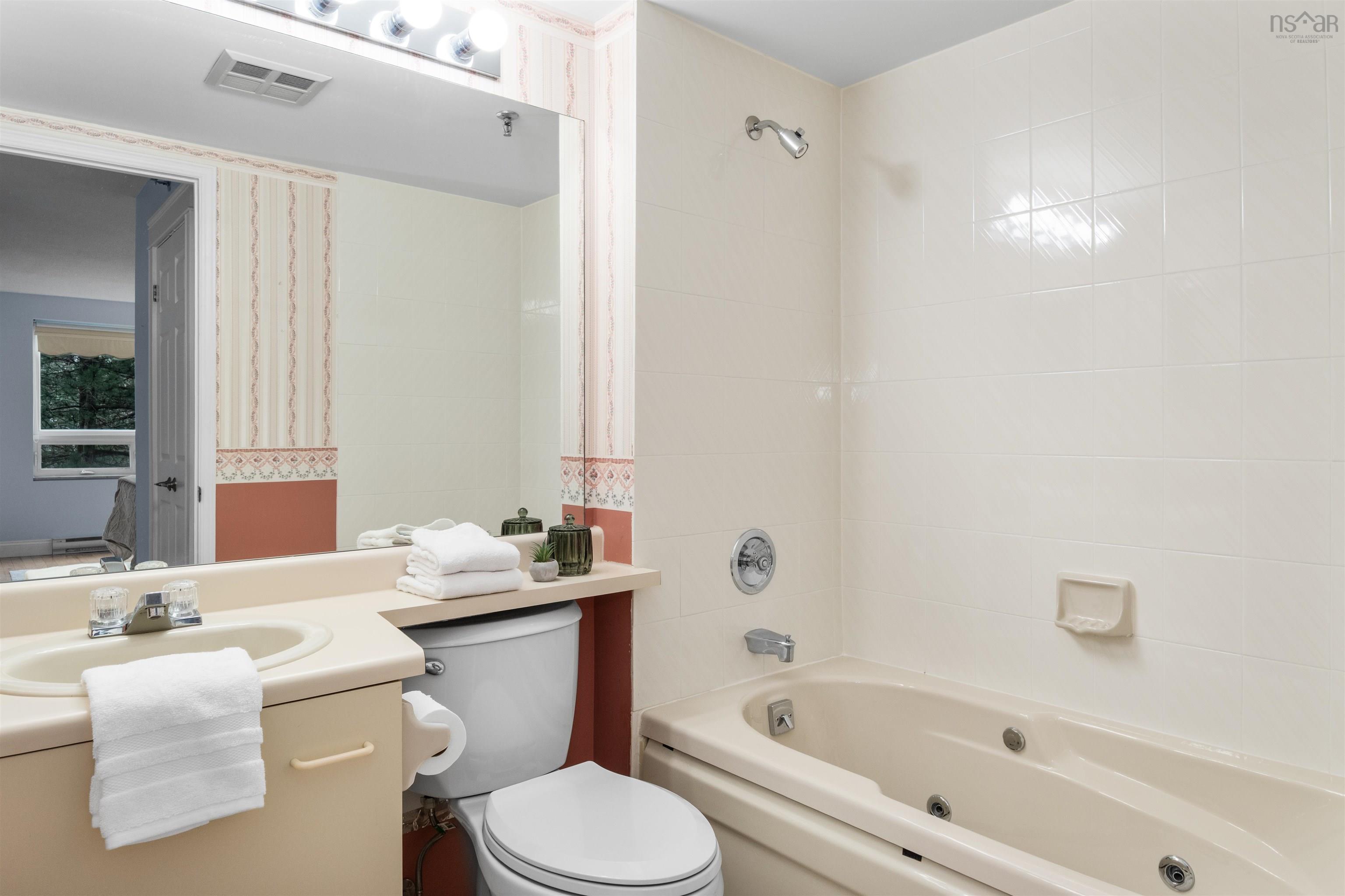 $399,900.00: 312 30 Brookdale Crescent, Dartmouth