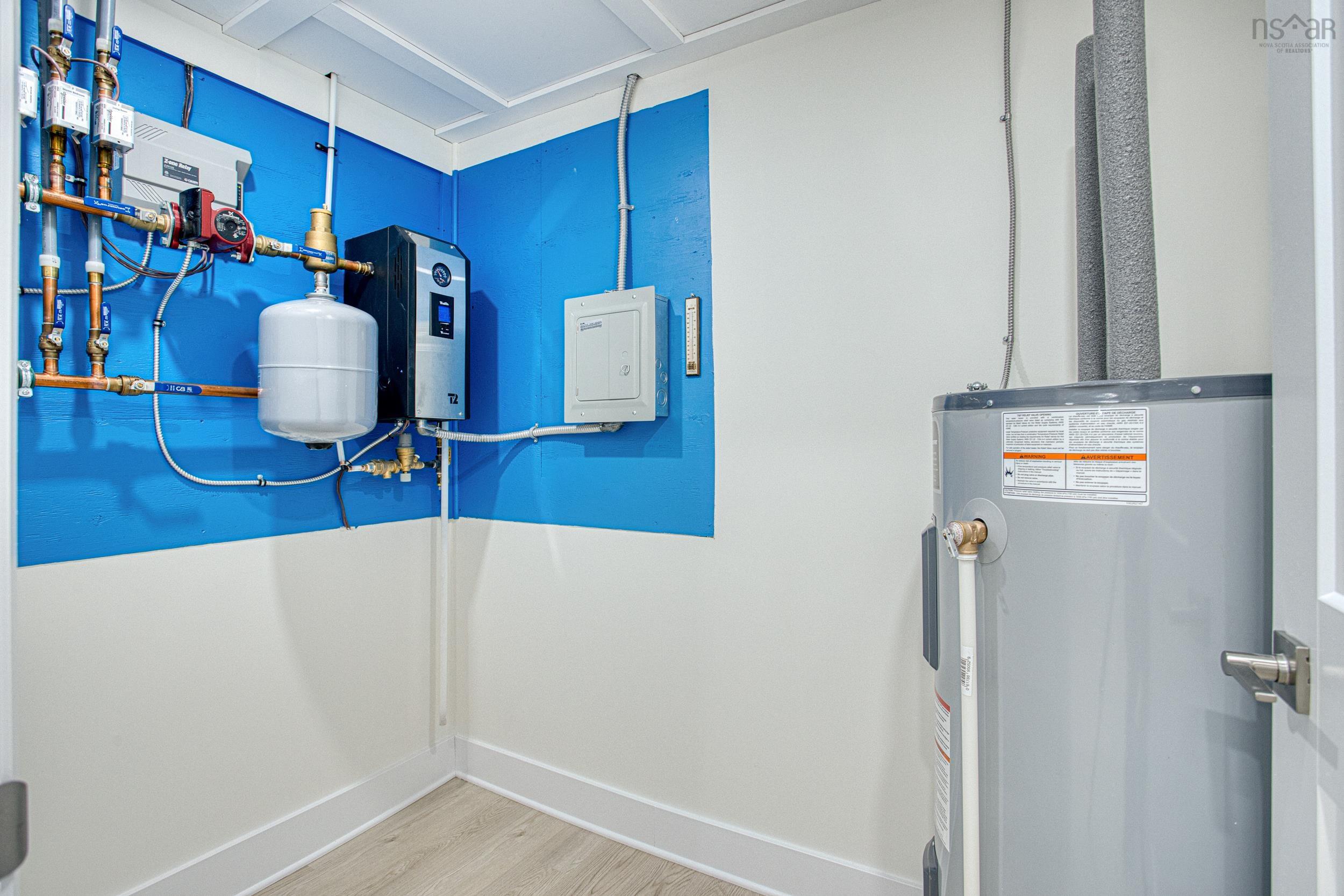 $879,000.00: 9 Crestview Drive, Halifax