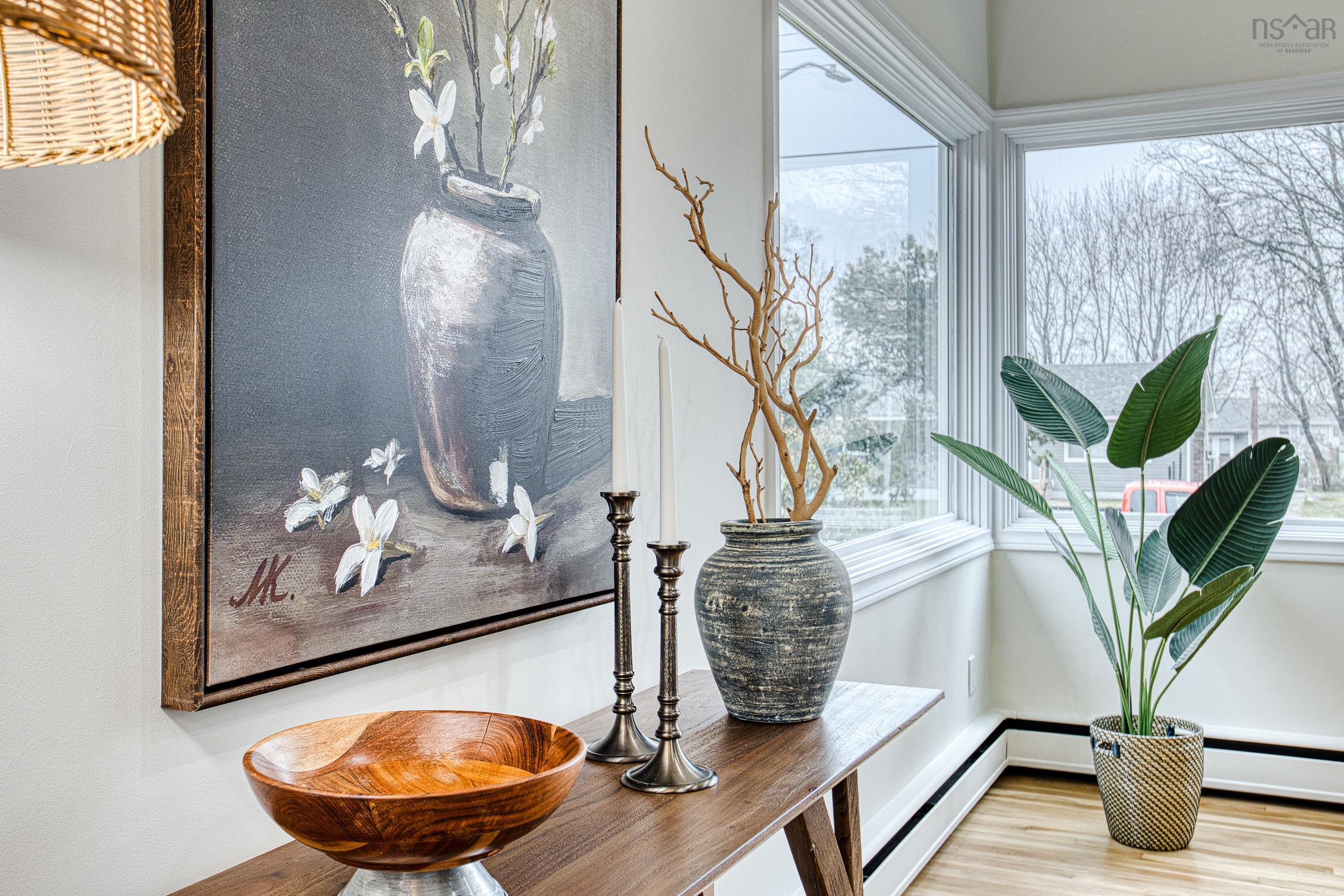 $879,000.00: 9 Crestview Drive, Halifax