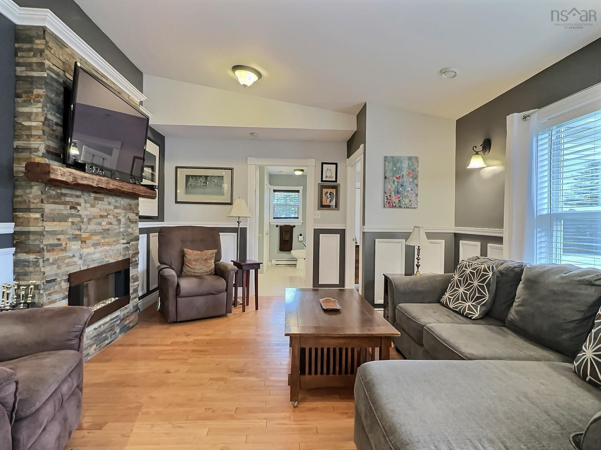 $425,000.00: 10758 2 Highway, Masstown