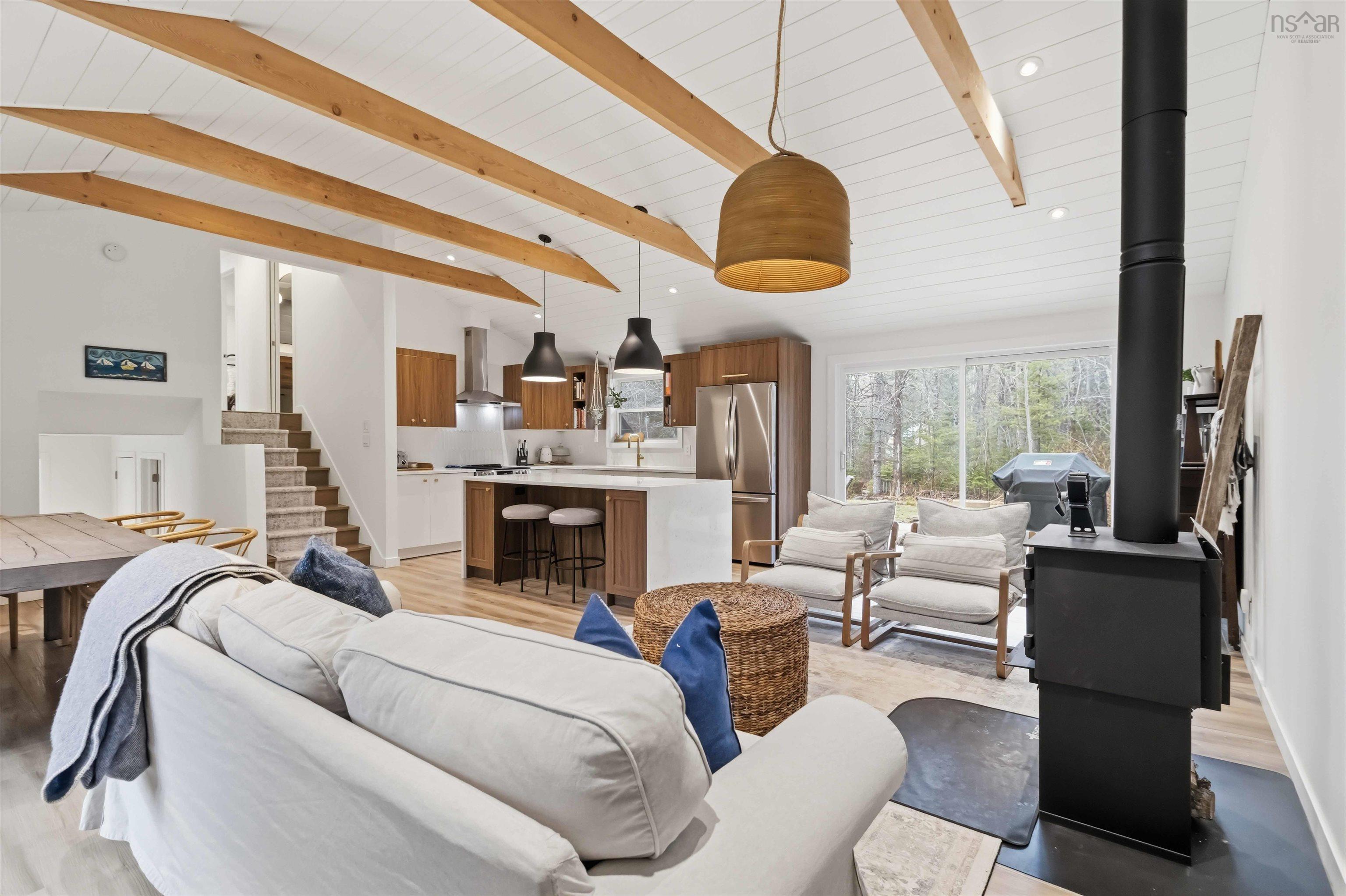 $585,000.00: 87 Mount Pleasant Road, West Lahave