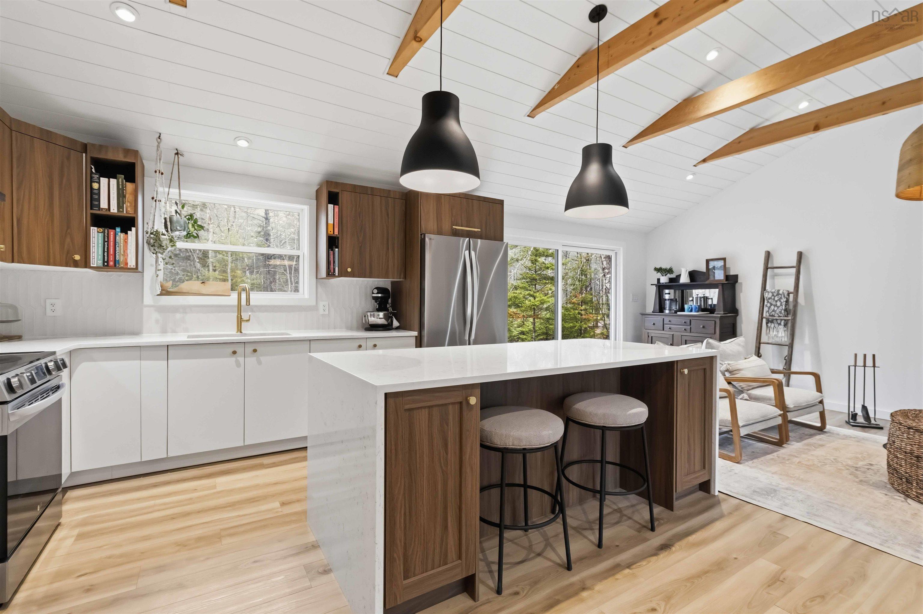 $585,000.00: 87 Mount Pleasant Road, West Lahave