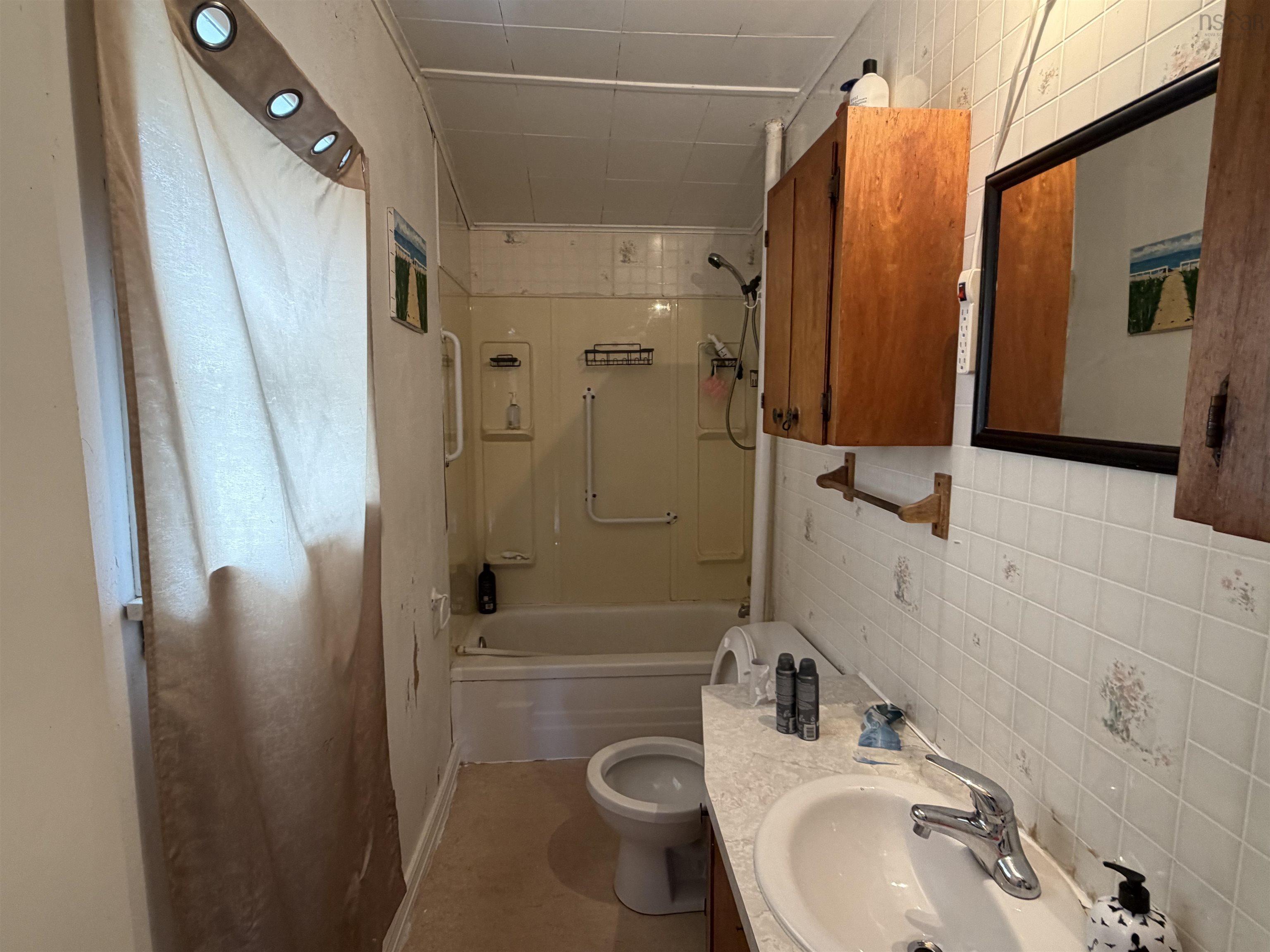 $109,000.00: 426 Pleasant Street, New Glasgow