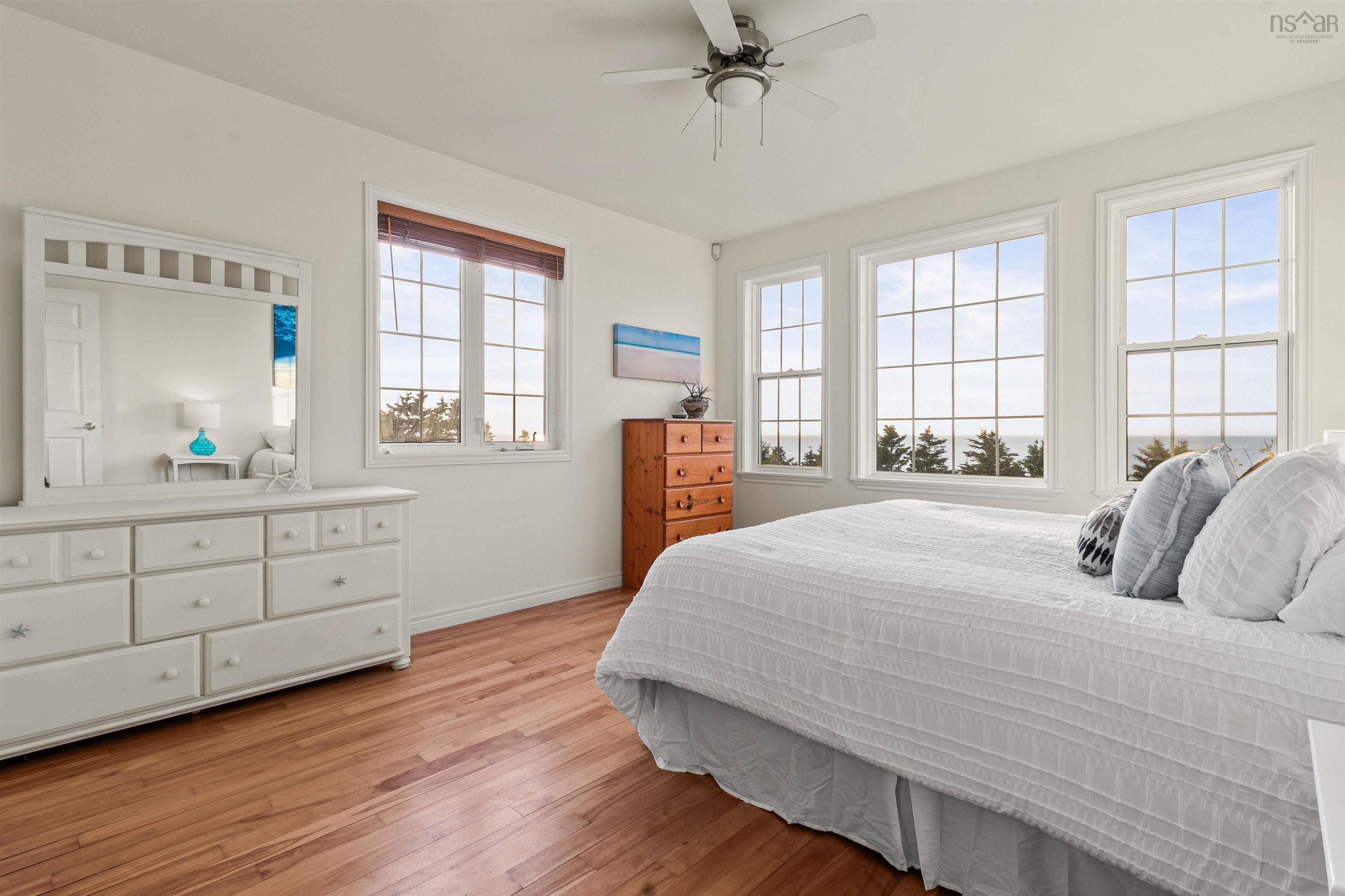 $1,195,000.00: 4516 Highway 245, Malignant Cove