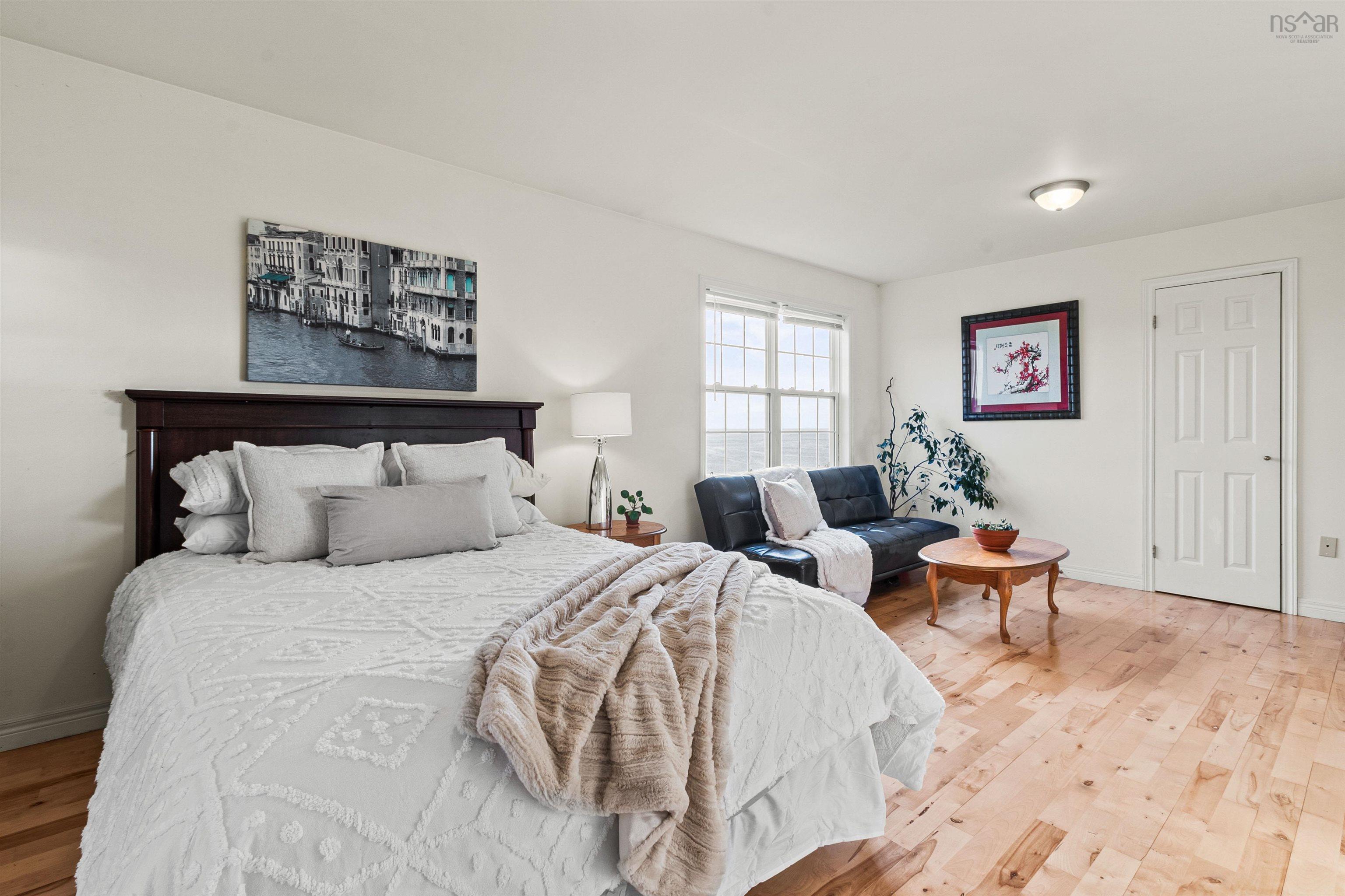 $1,195,000.00: 4516 Highway 245, Malignant Cove