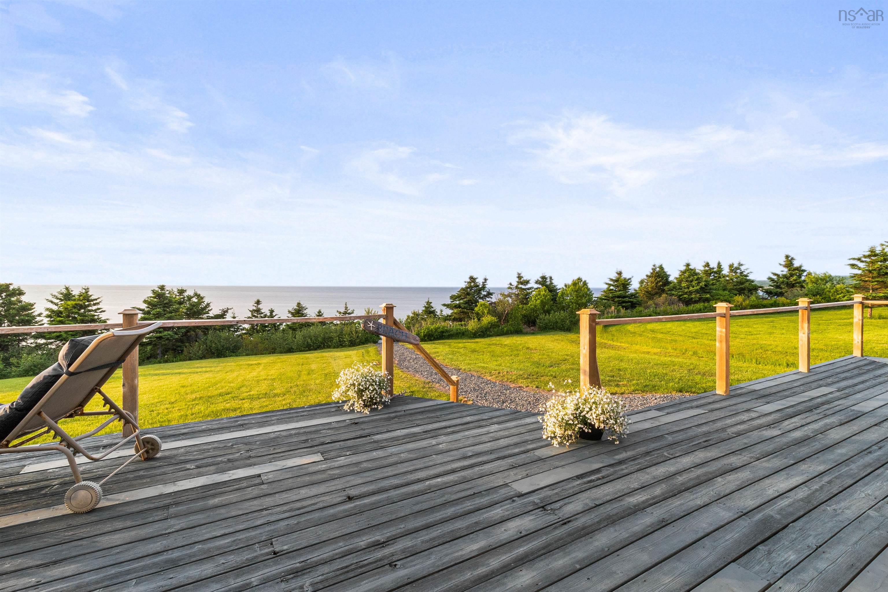 $1,195,000.00: 4516 Highway 245, Malignant Cove