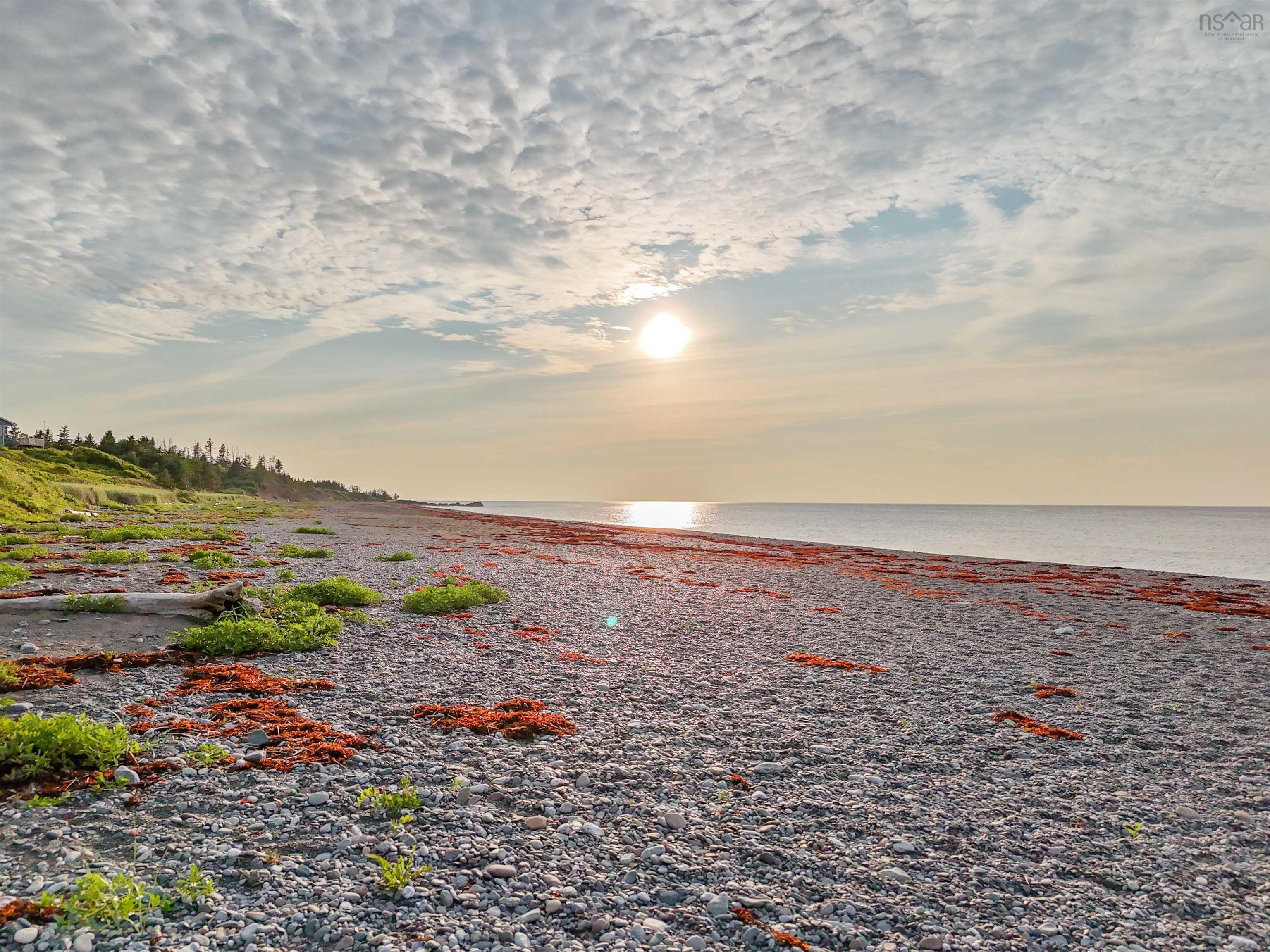 $1,195,000.00: 4516 Highway 245, Malignant Cove