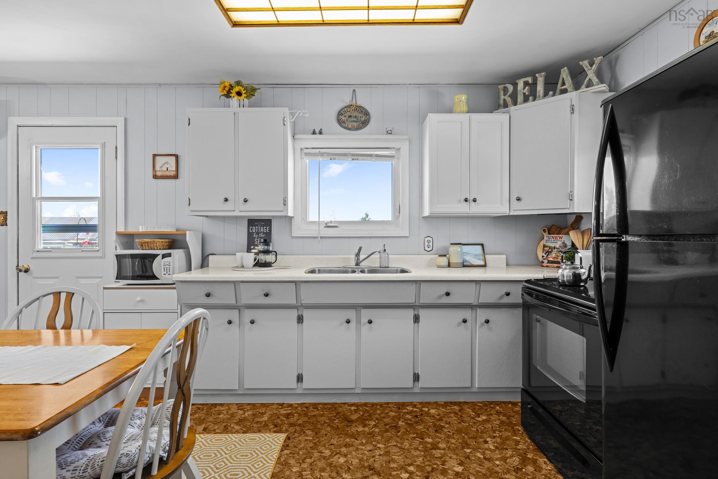 $399,900.00: 20 MacKnight Lane, Seafoam