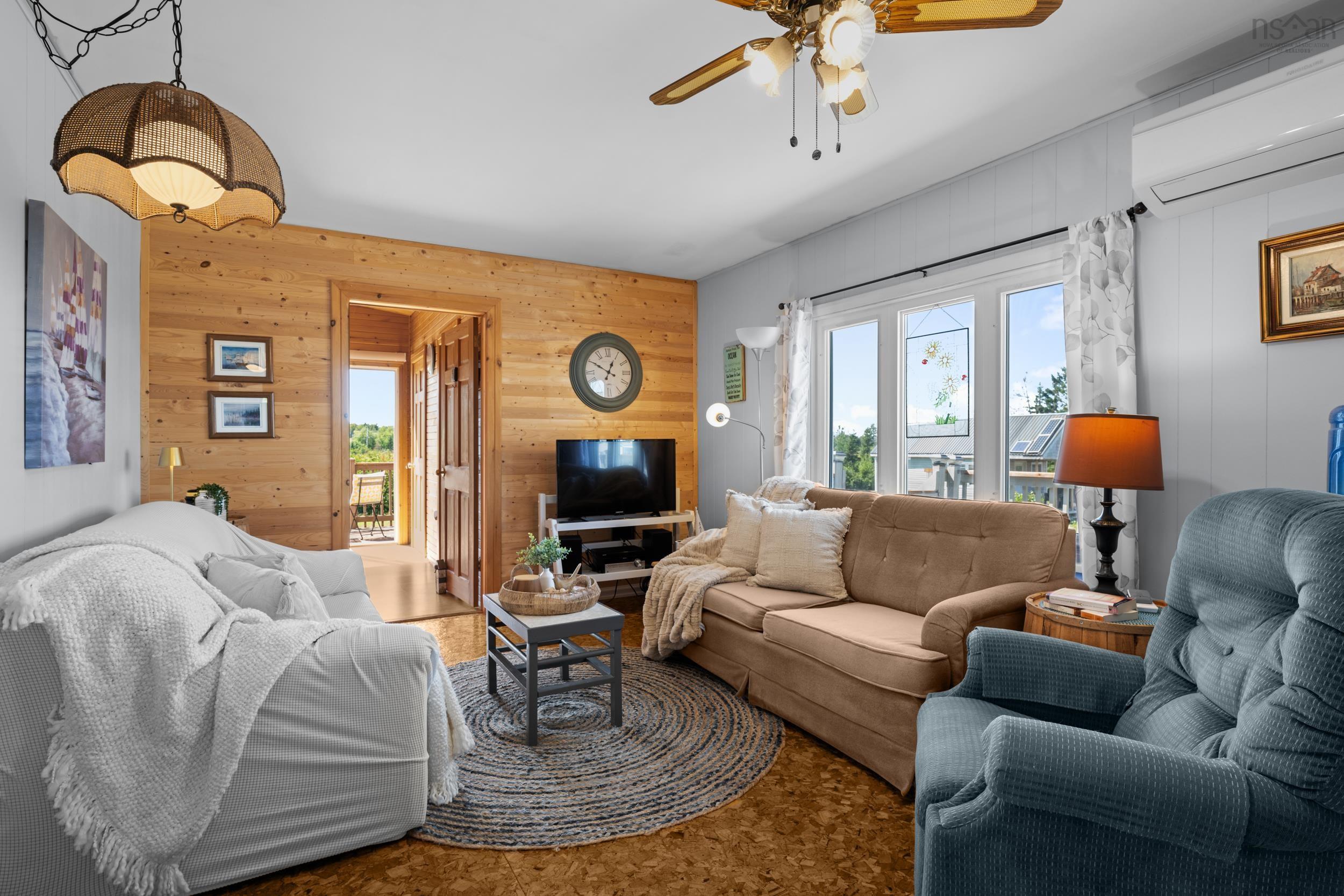 $399,900.00: 20 MacKnight Lane, Seafoam