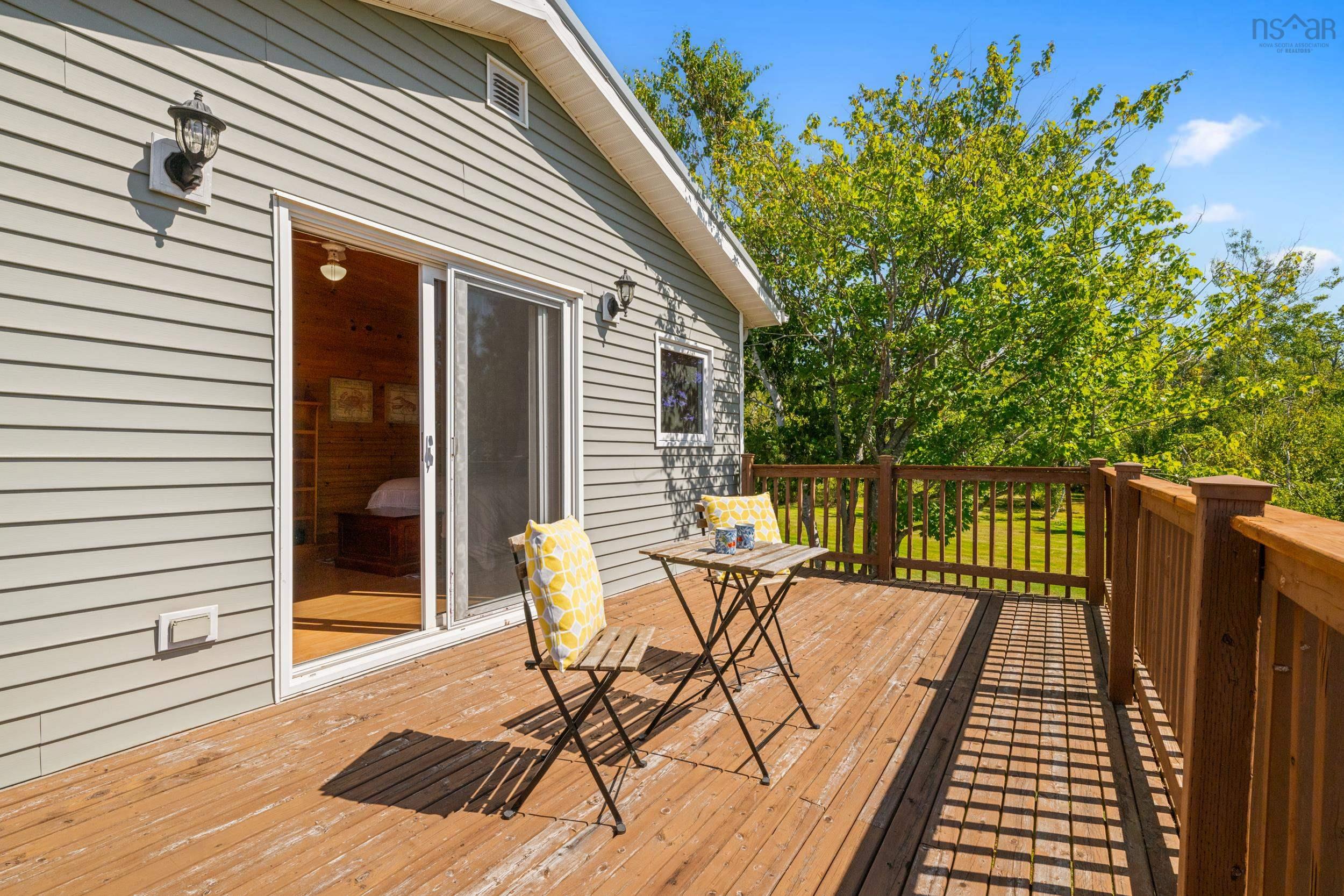 $399,900.00: 20 MacKnight Lane, Seafoam