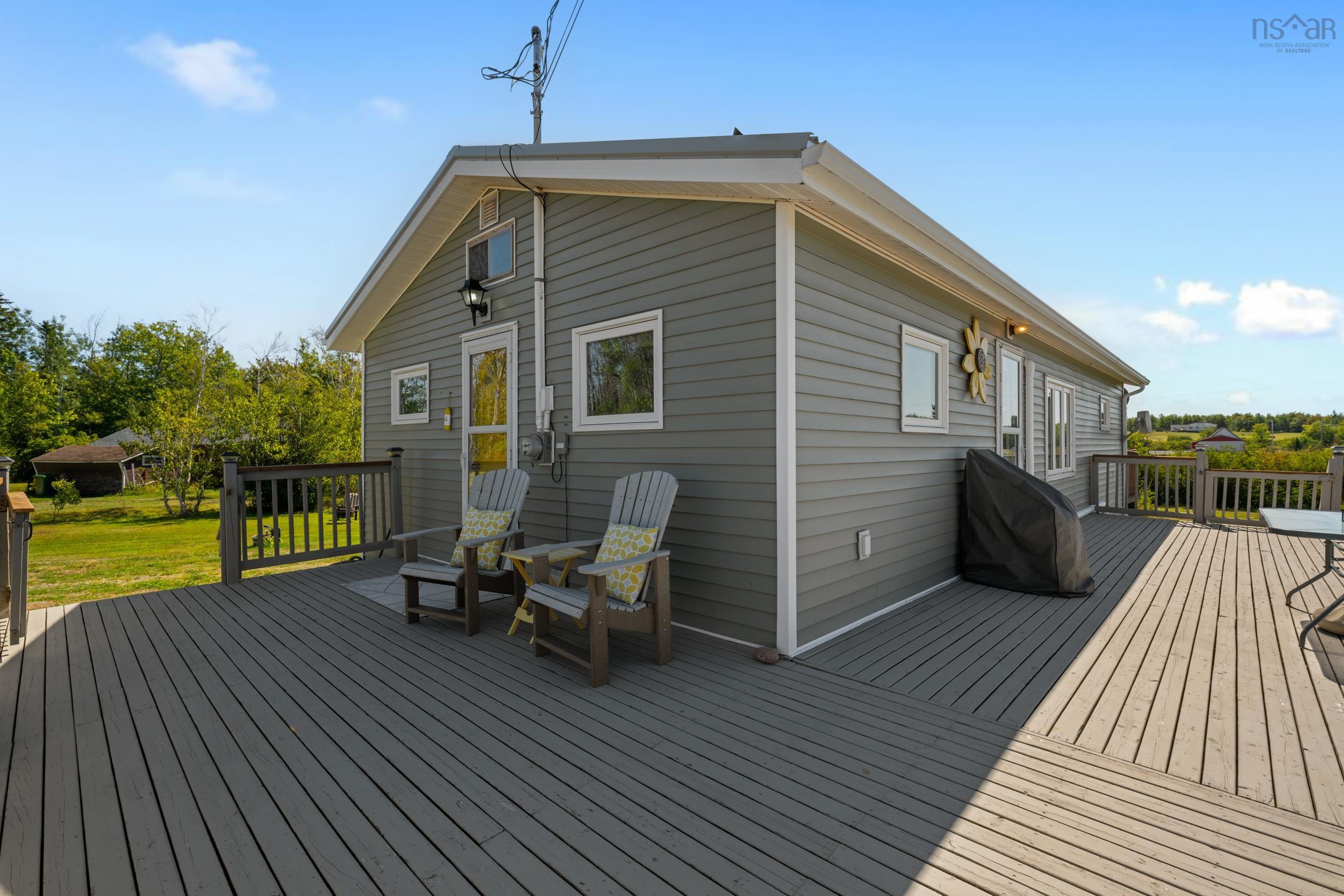 $399,900.00: 20 MacKnight Lane, Seafoam