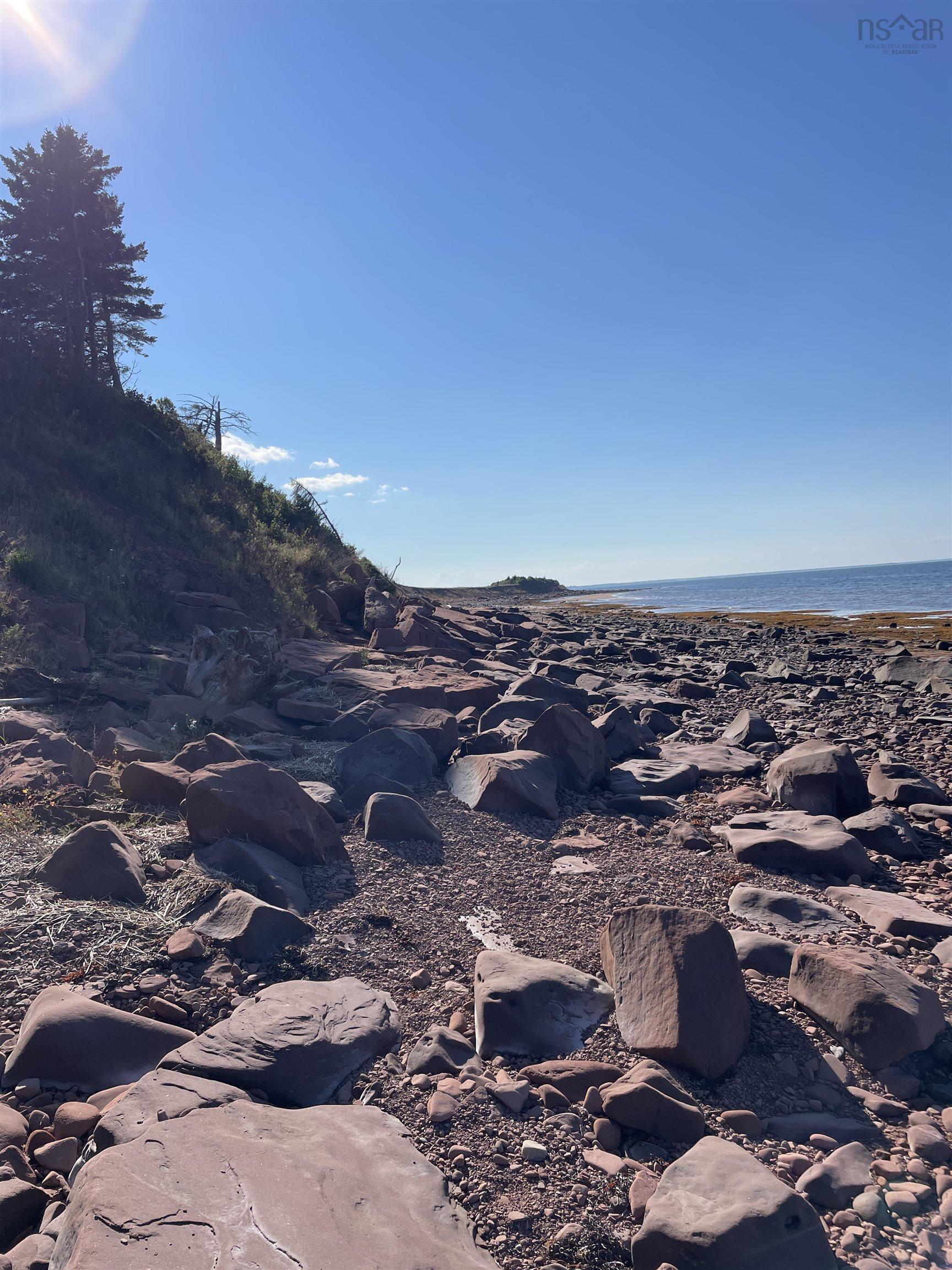 $275,000.00: 21-8 Beach Chair Lane, Pugwash