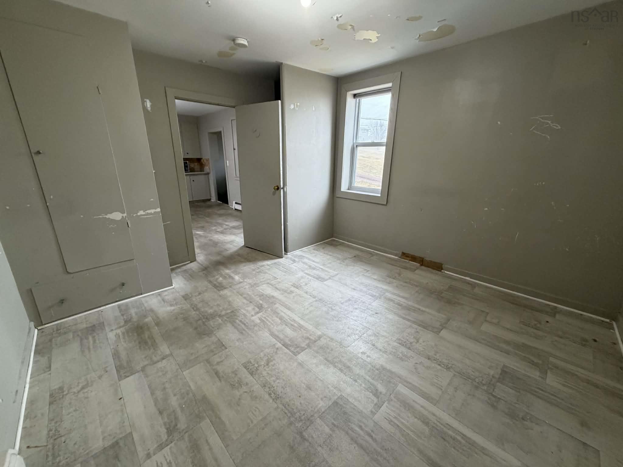 $125,000.00: 10 Barren Road, Chéticamp