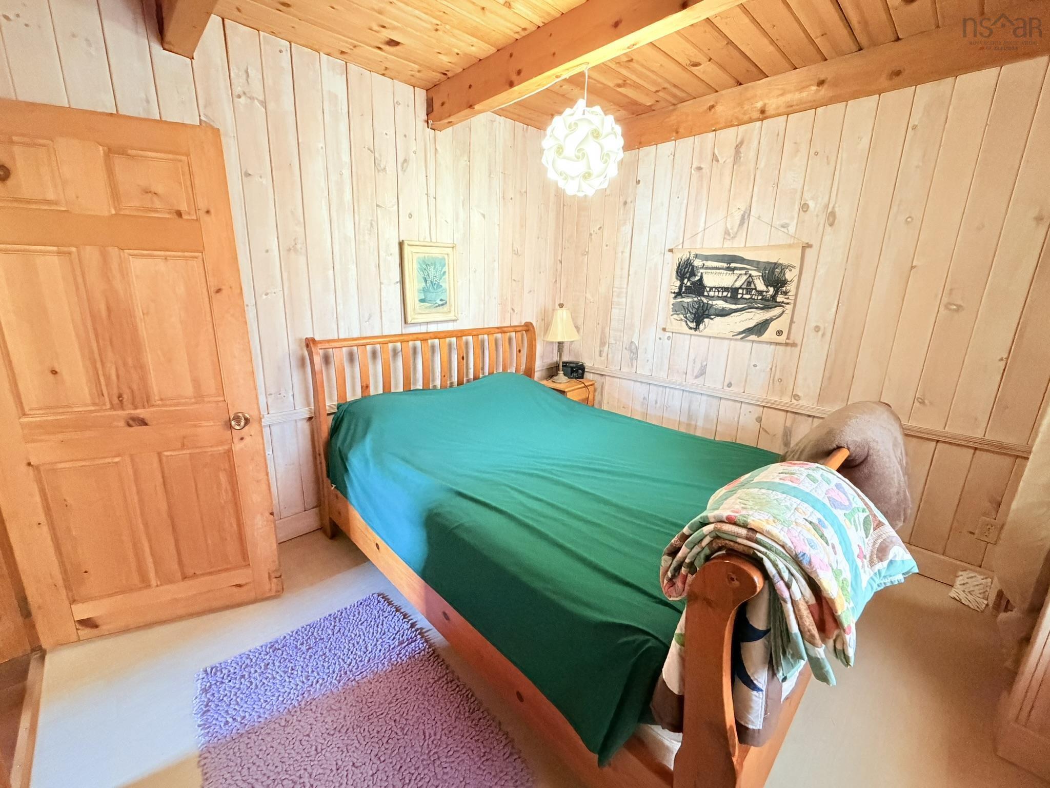 $469,000.00: 988 Labelle Road, Labelle