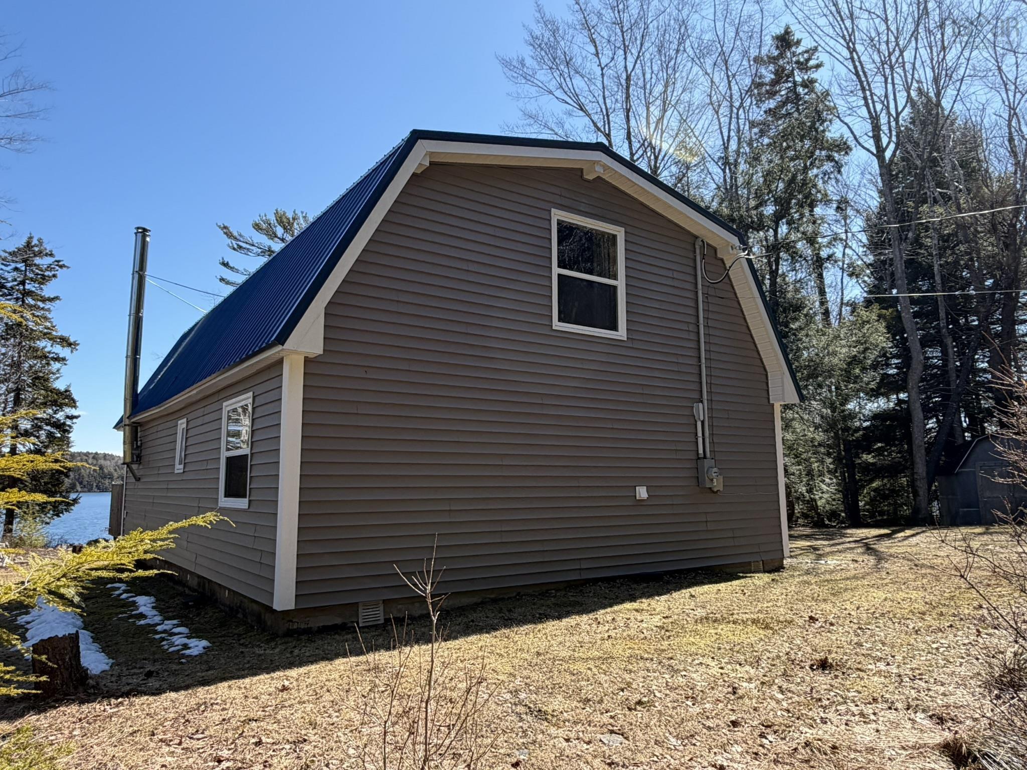 $469,000.00: 988 Labelle Road, Labelle