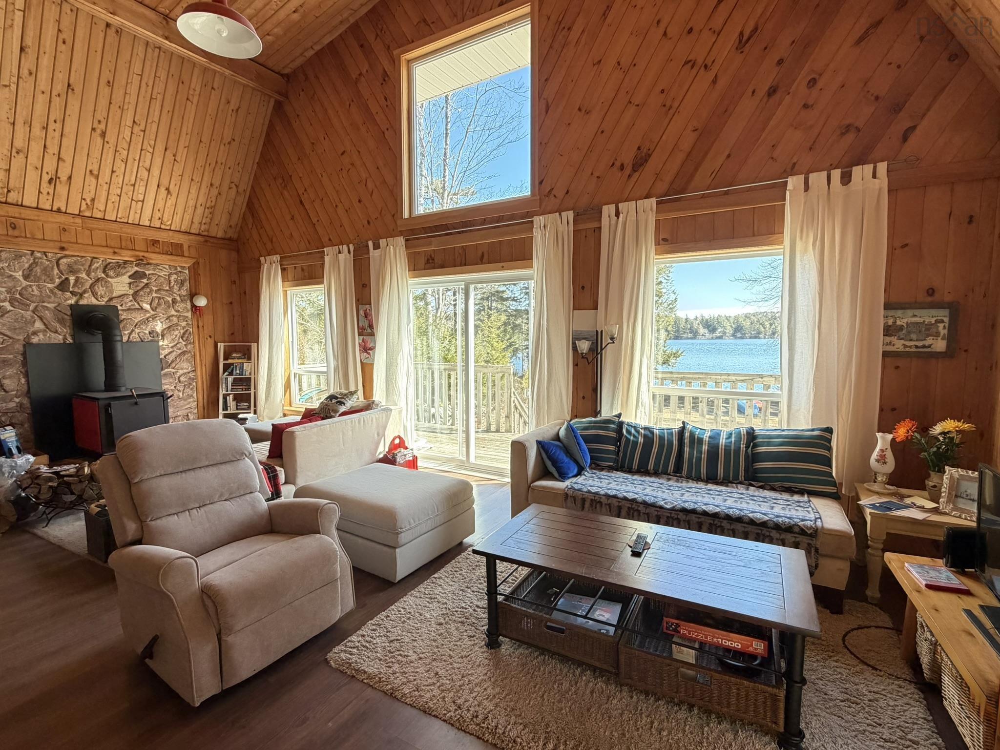 $469,000.00: 988 Labelle Road, Labelle